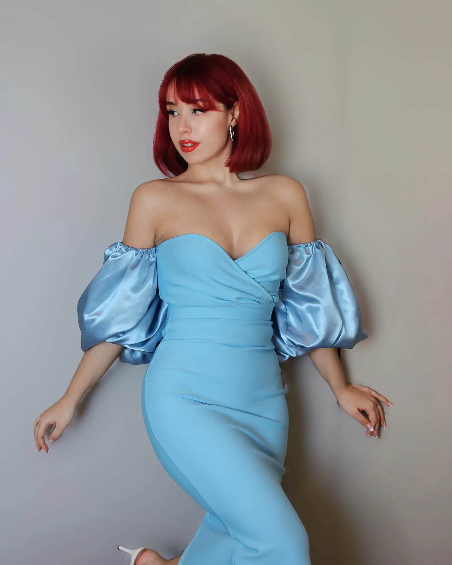 Off Shoulder Puff Sleeve Frill Midi Bandage Dress