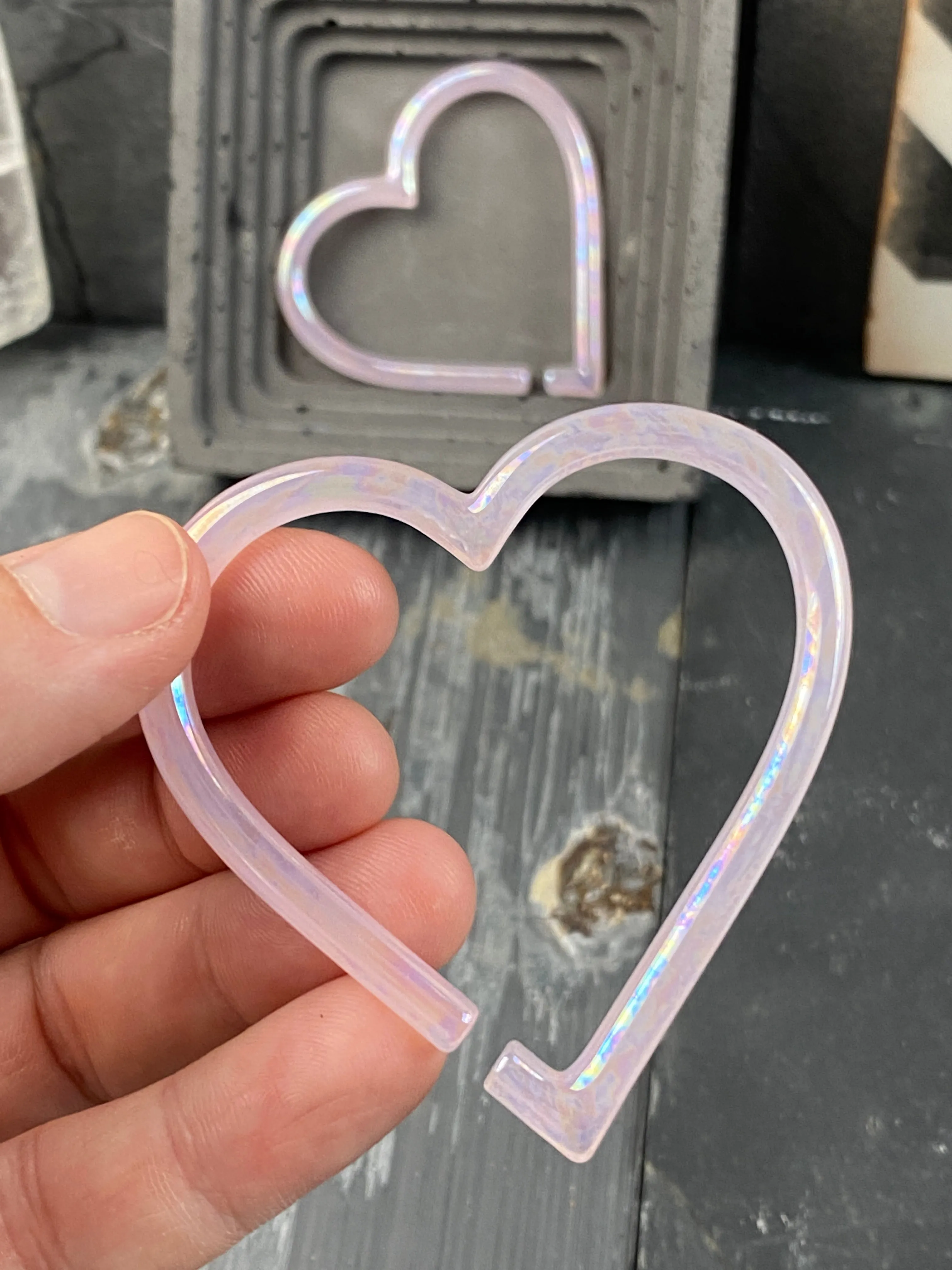 Oil Slick - Rose Quartz | Big Glass Hearts | 10G - 0G