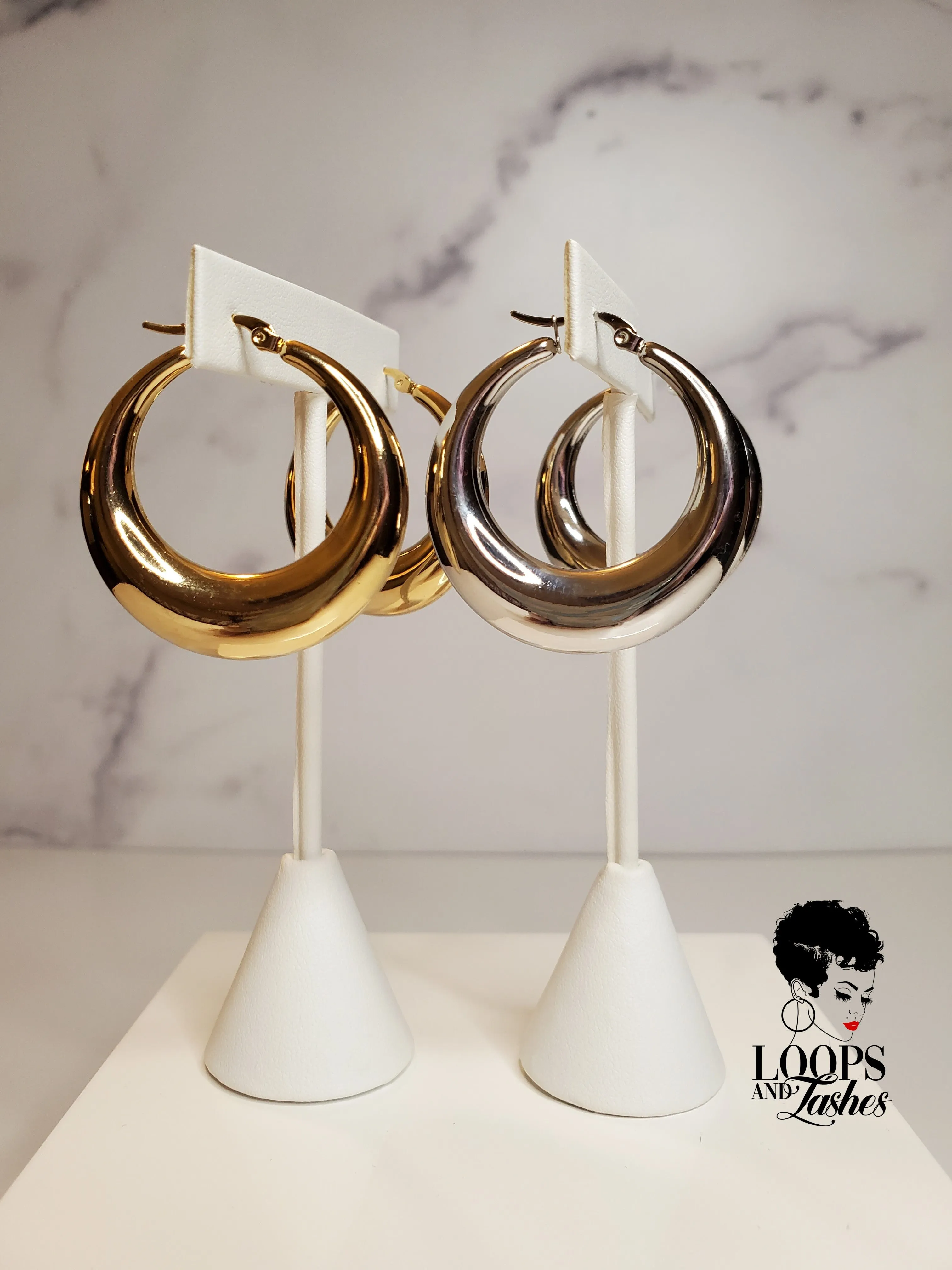 Olivia Hoop Earrings | Exquisite Smooth Circle Hoop Earrings