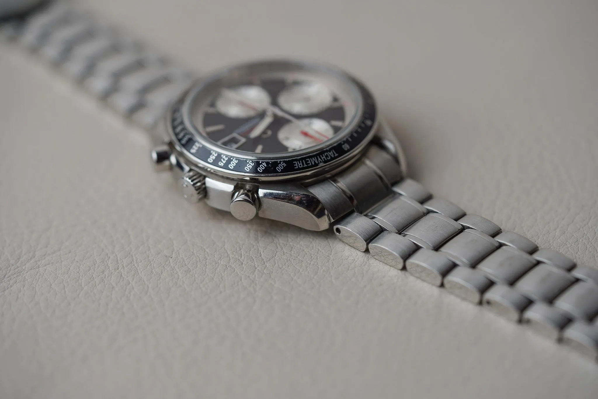 Omega Speedmaster Date 40mm 3210.51