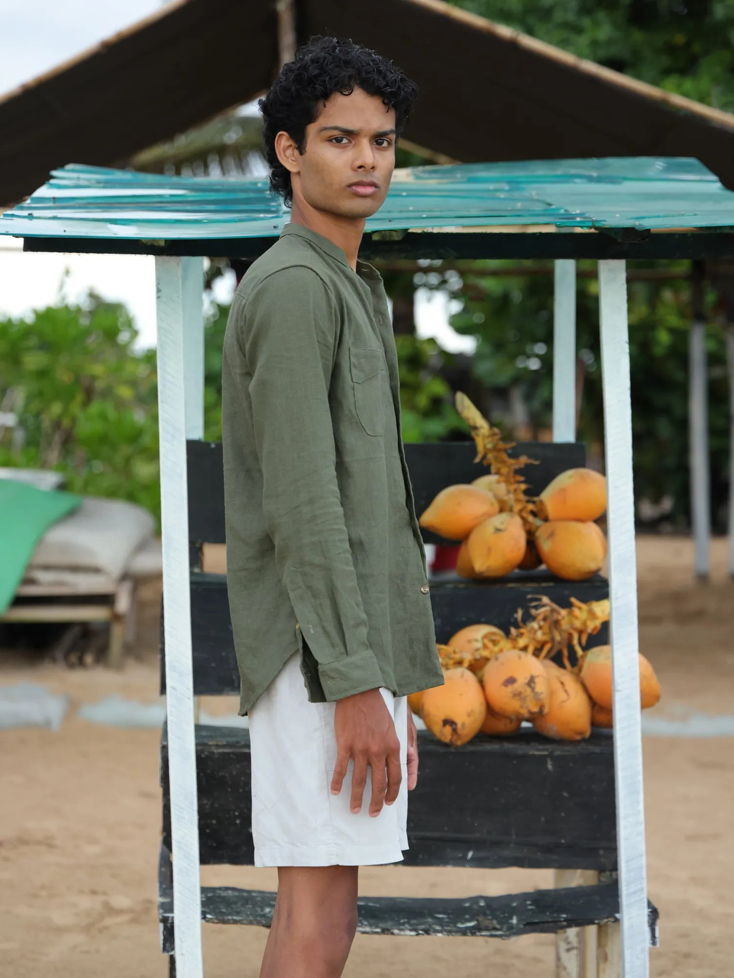 Patchwork detailed double pocket shirt