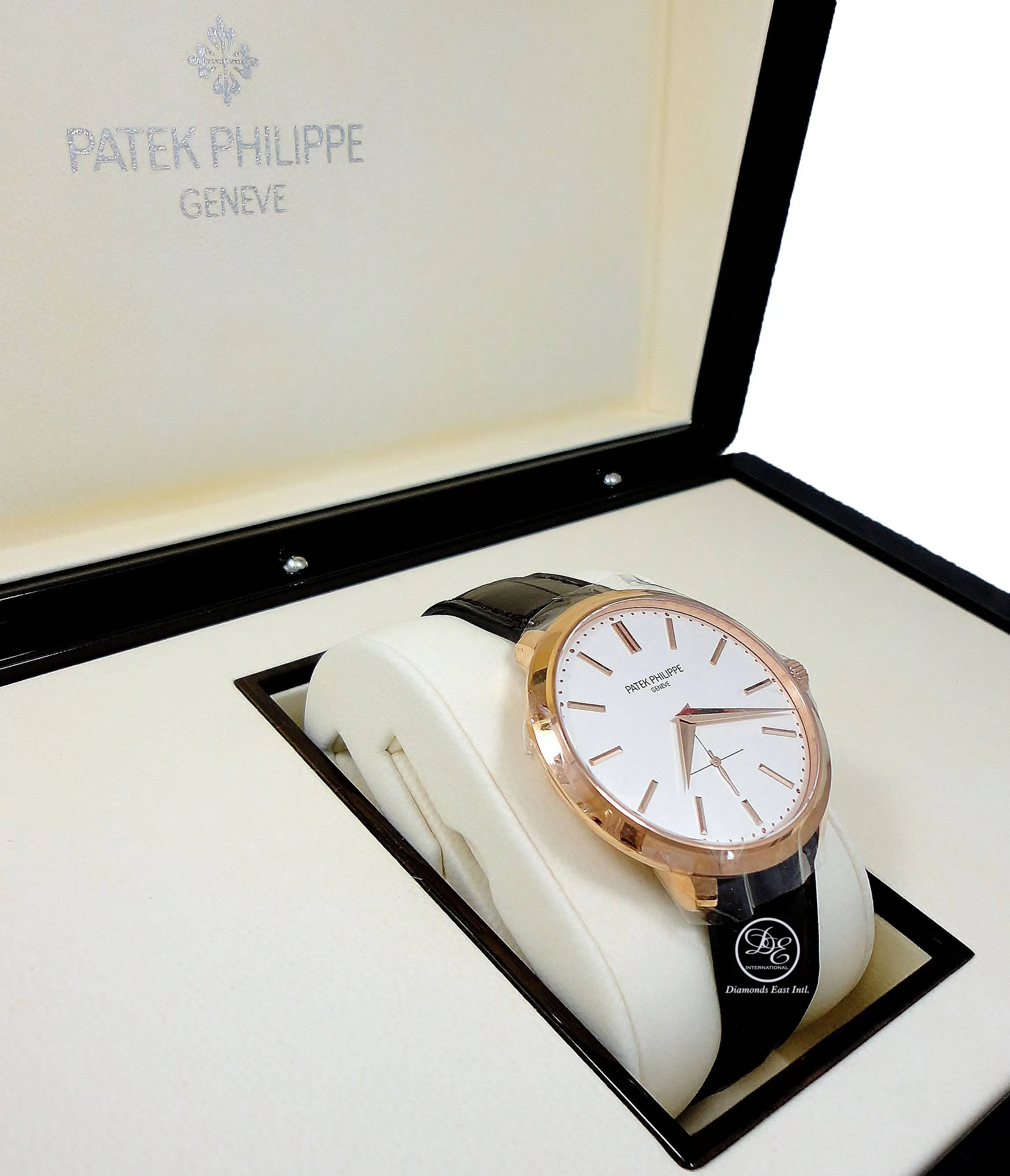 Patek Philippe Calatrava 5123R-001 18K Rose Gold Watch Box Papers Mint Condition