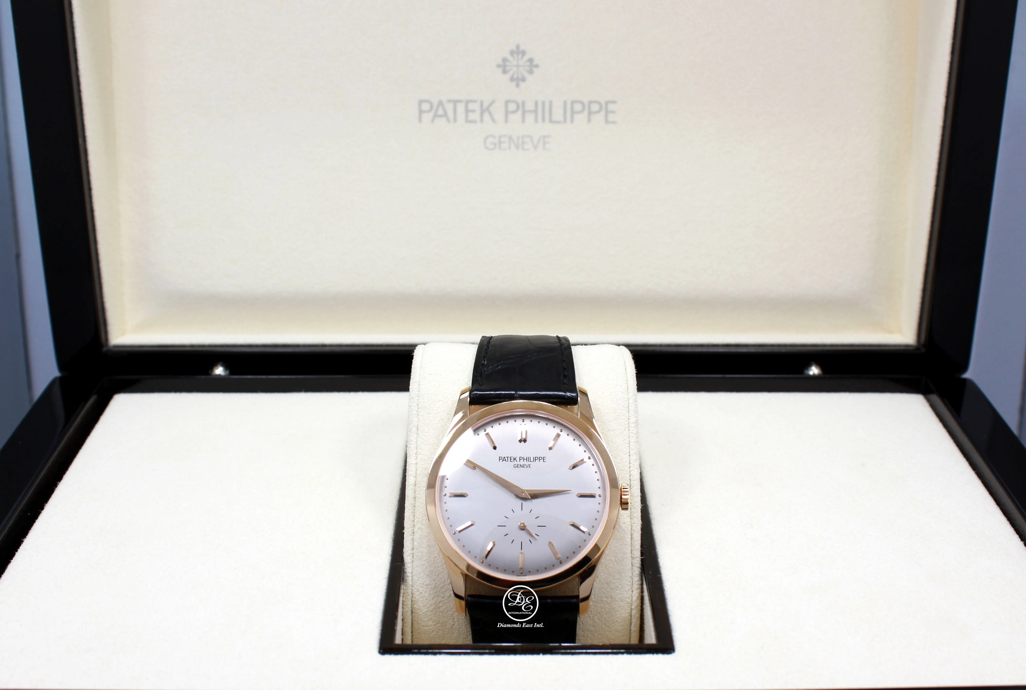 Patek Philippe Calatrava 5196R 37mm 18K Rose Gold Gray Dial Manual Watch BOX/PAPERS