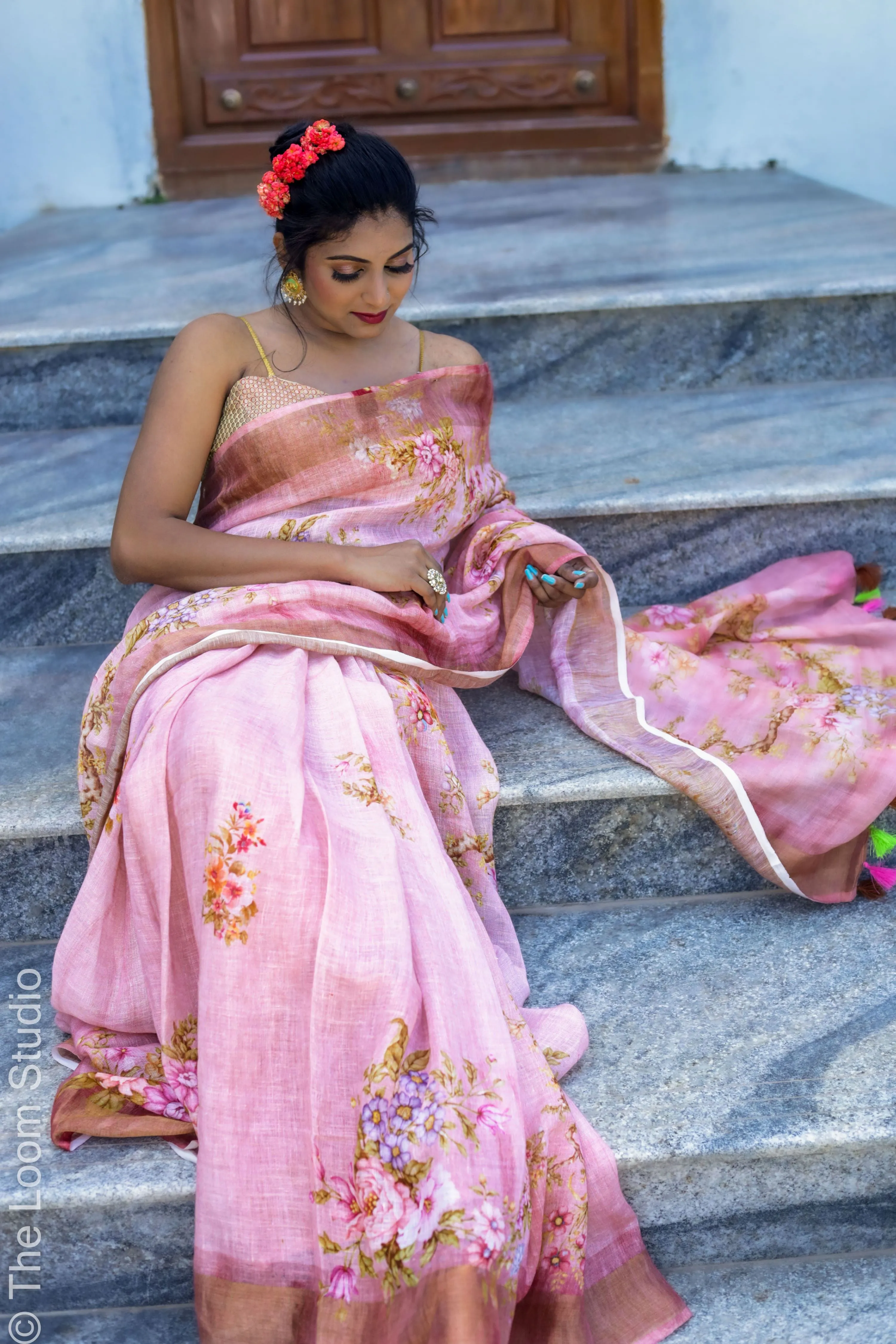 Peach Sorbet Pure Handwoven Linen Floral Printed Saree