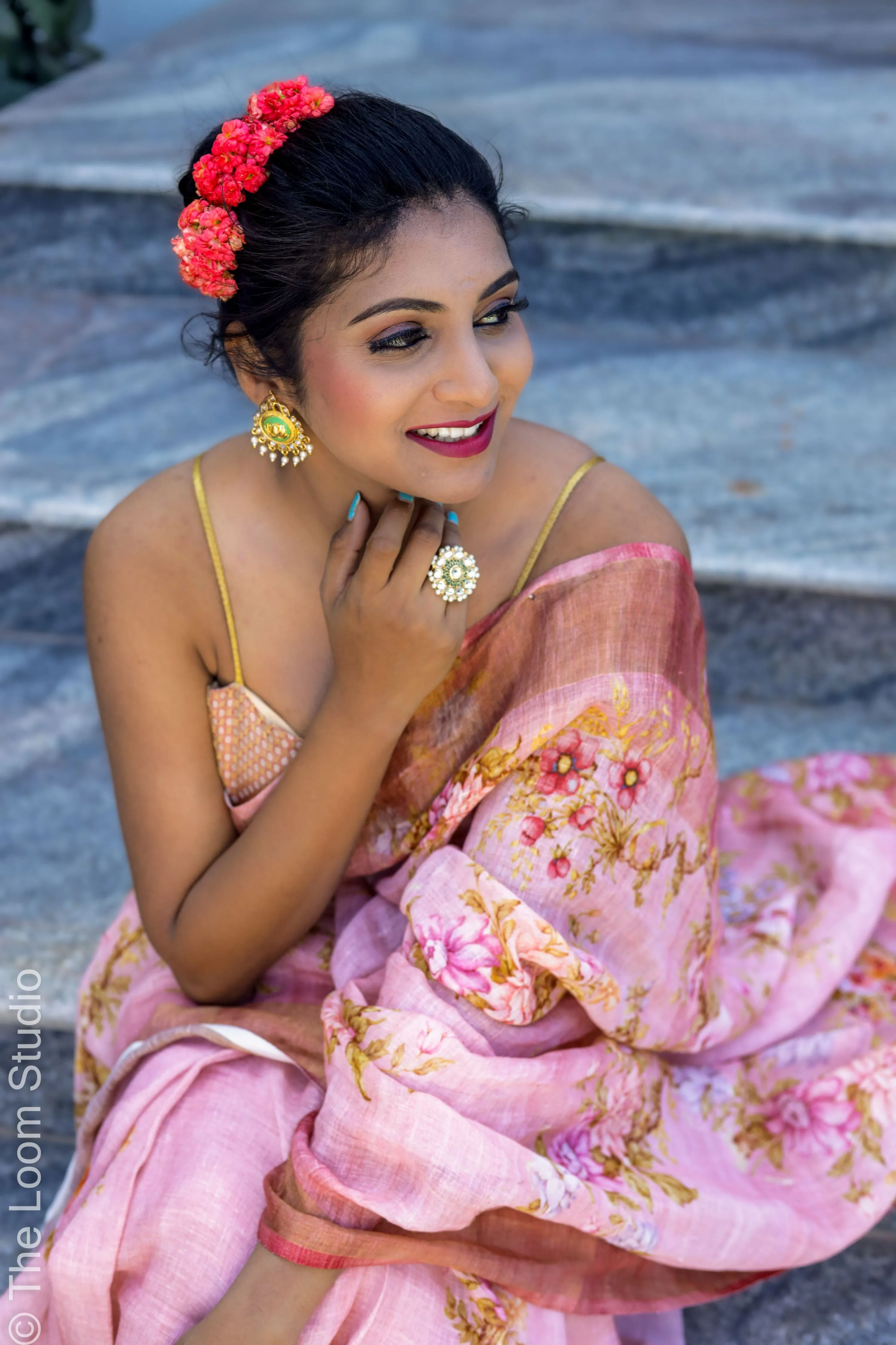 Peach Sorbet Pure Handwoven Linen Floral Printed Saree