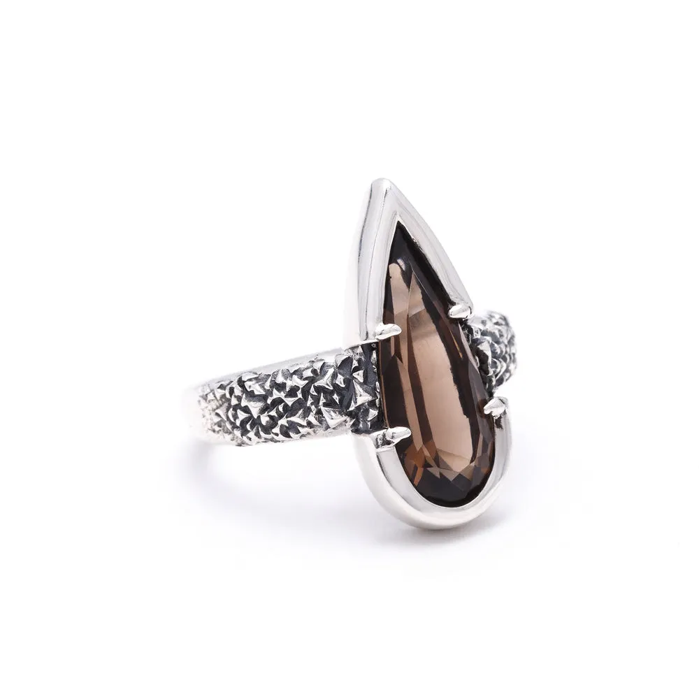 PHOENIX TEAR RING | SMOKEY QUARTZ