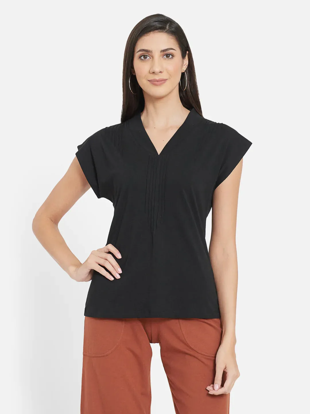 PIN TUCKED DETAILED TOP WITH olid Black Mid Calf Length Patched Pocket Pants For Women
