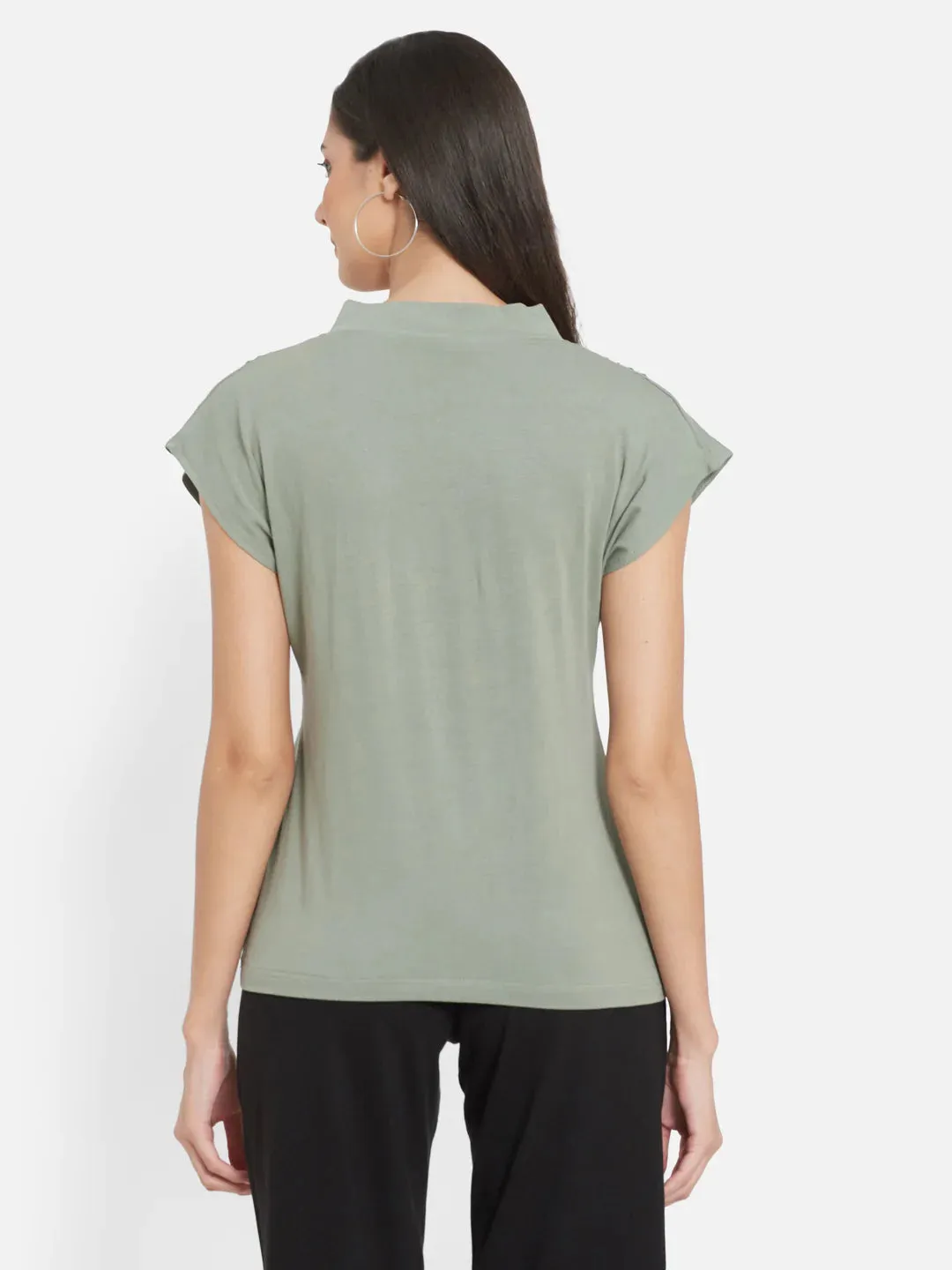PIN TUCKED DETAILED TOP WITH olid Black Mid Calf Length Patched Pocket Pants For Women