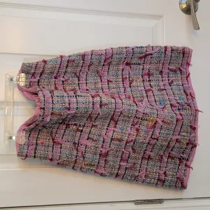 Pink skirt wool and lace lined skirt, UEC, TIBI from Canada sz 10