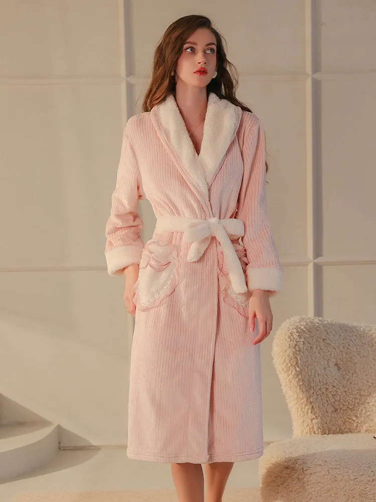 Plush Textured Robe Set with Bow Pocket Details