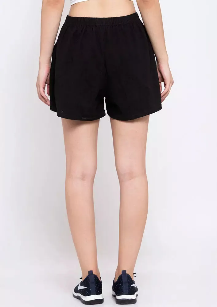 Pocketed Drawstring Flax Shorts
