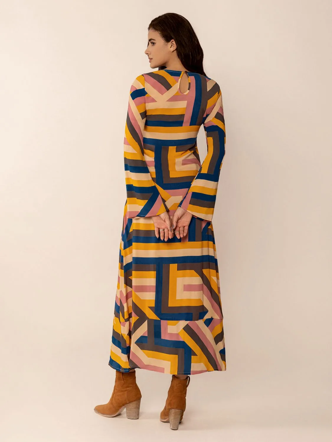 Portrait Round Neck Flare Sleeve Midi Dress