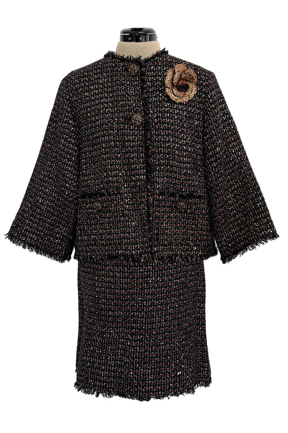 Pristine Pre-Fall 2012 Chanel by Karl Lagerfeld Metallic Gold Detailed Suit w Gripoix Buttons