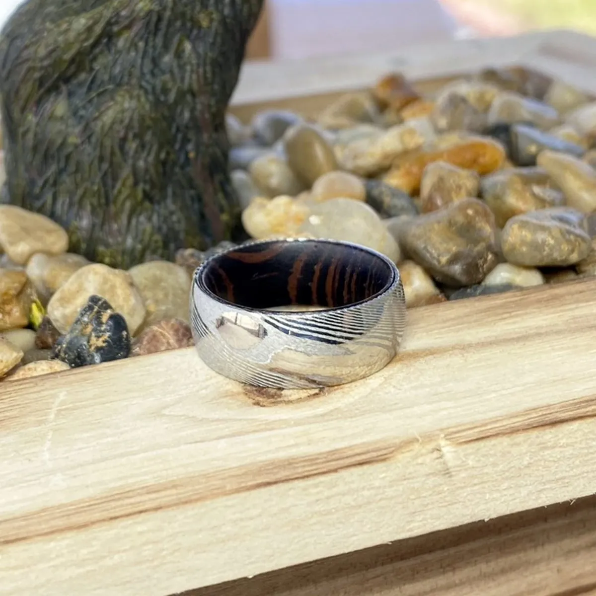 PROTECTOR | Wenge Wood, Silver Damascus Steel, Domed