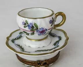 Purple Flower Tea Cup - 3 Day Shipping
