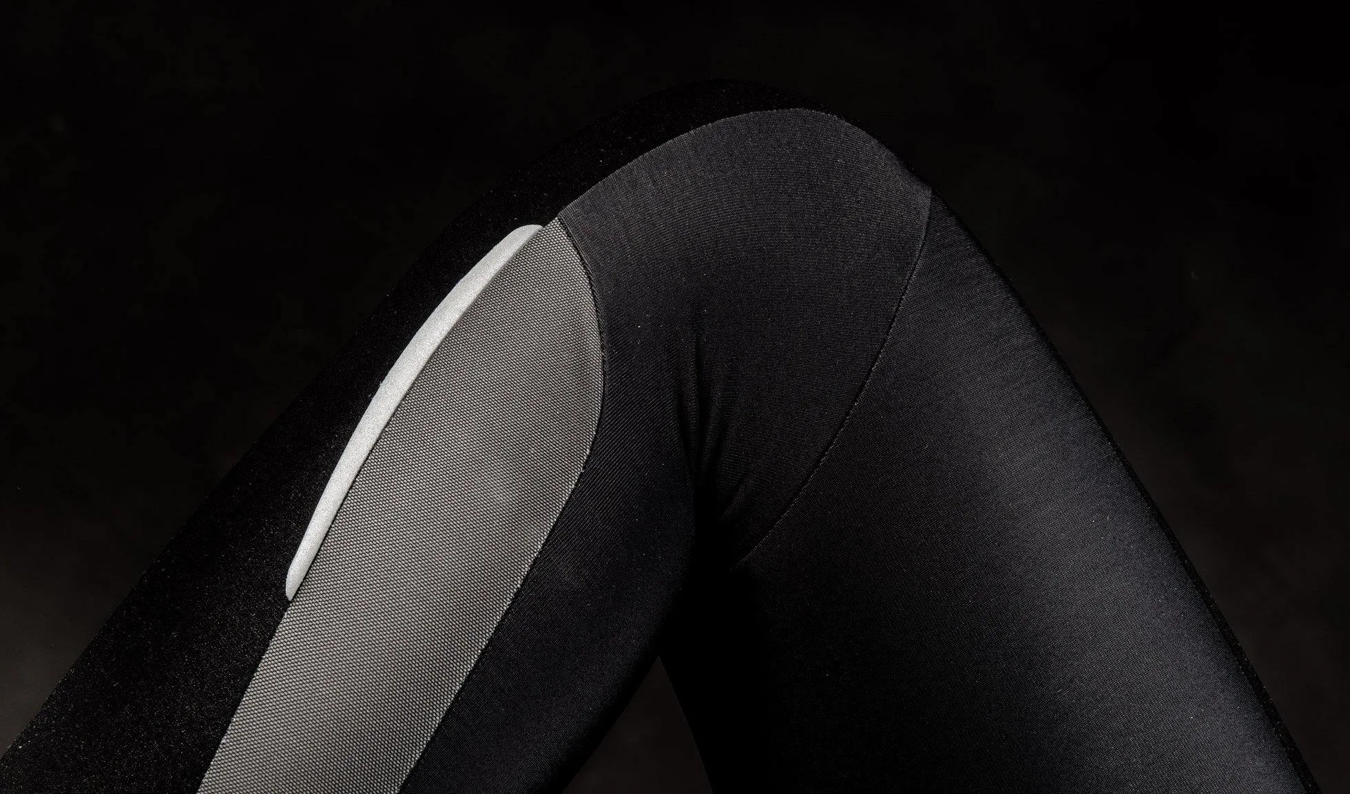 Q36.5 ZERO WINTER WOMENS SALOPETTE BIB SHORT
