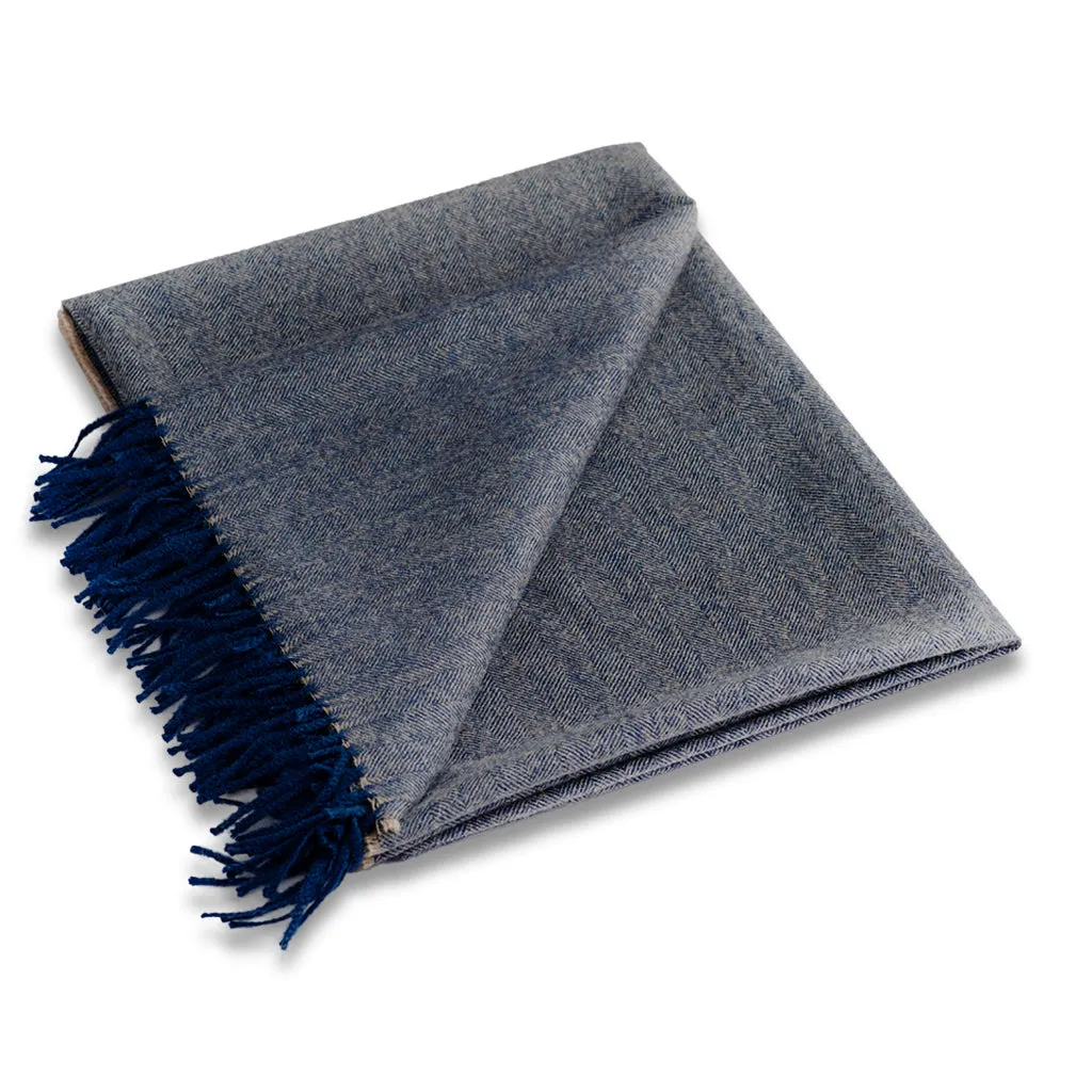 QISU Luxury Blue Alpaca Wool Blanket – Elegant Winter Warmth