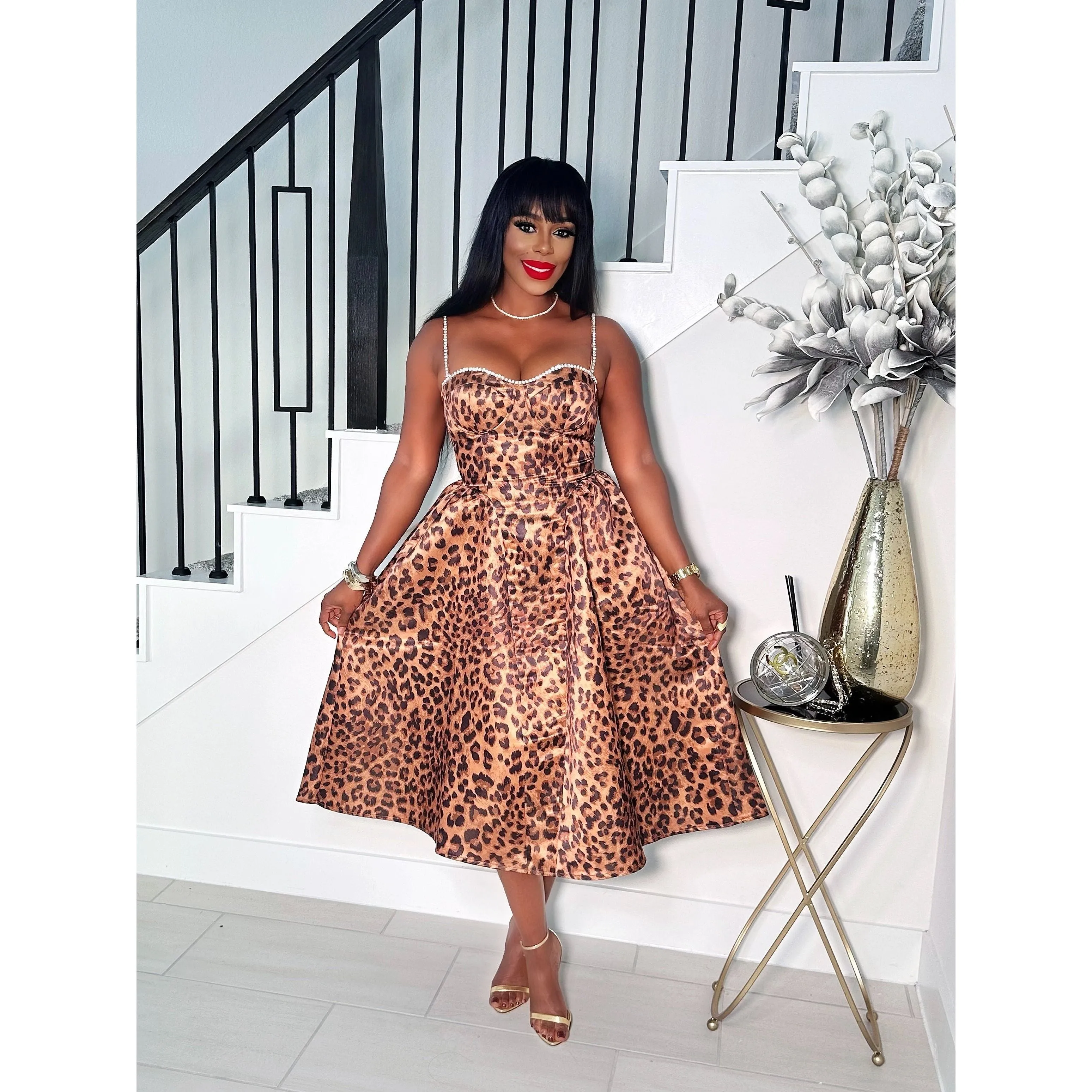 QUEEN TREATMENT LEOPARD PRINT DRESS