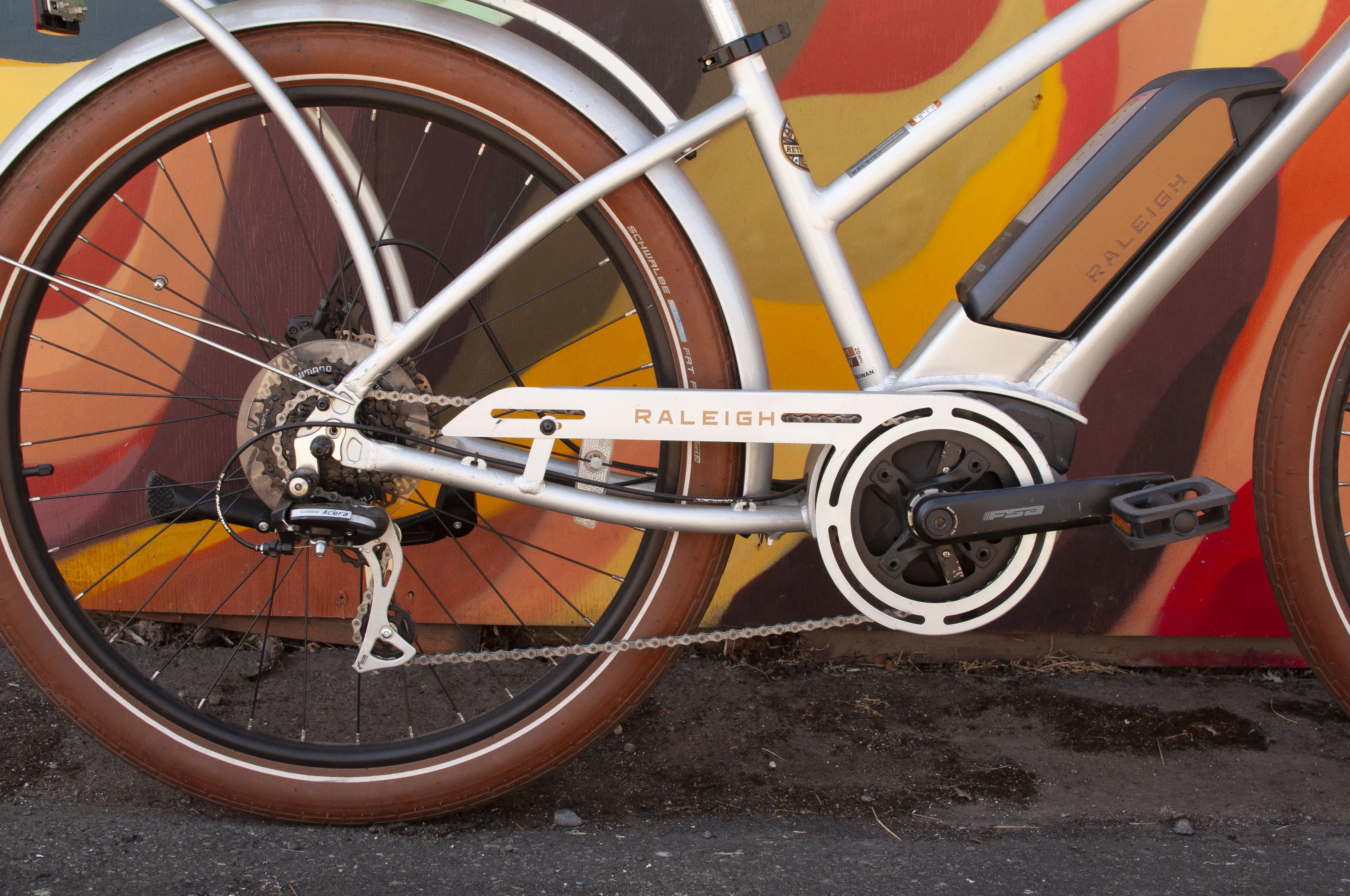 Raleigh Retroglide E-Bike, Silver, 46cm