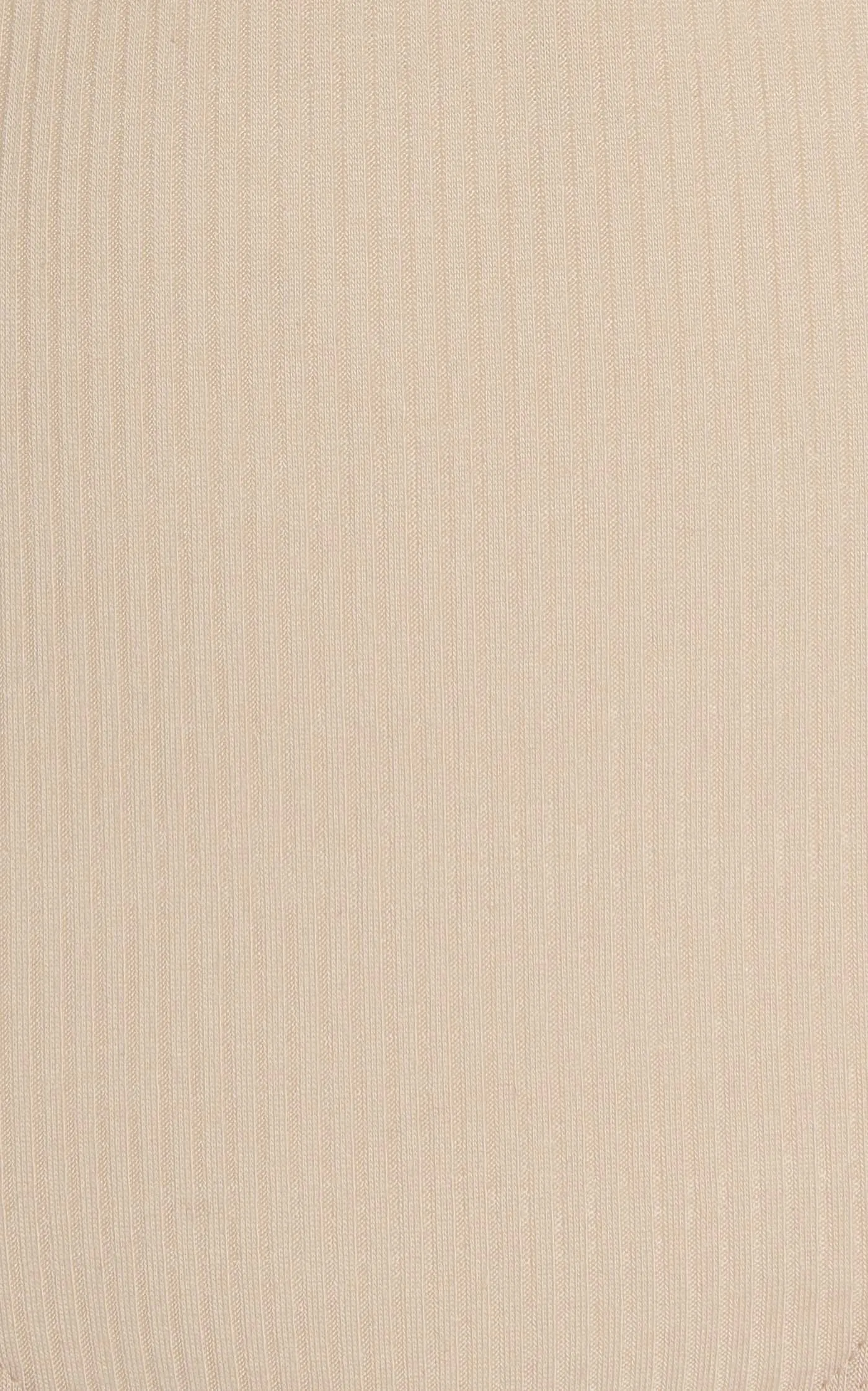 REINA THONG / SAND