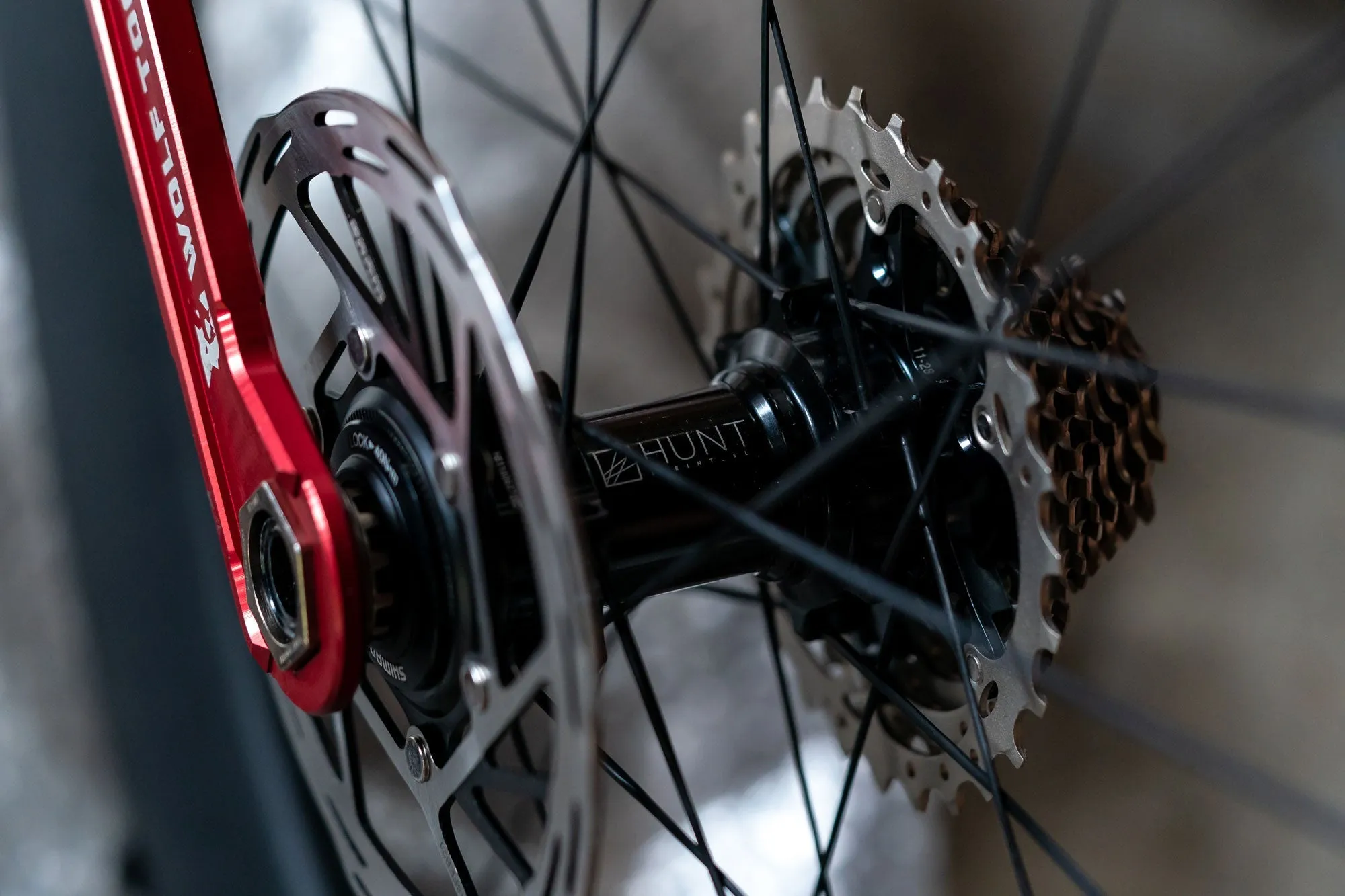 RE:NEW HUNT 7387 Aerodynamicist Carbon Disc Wheelset