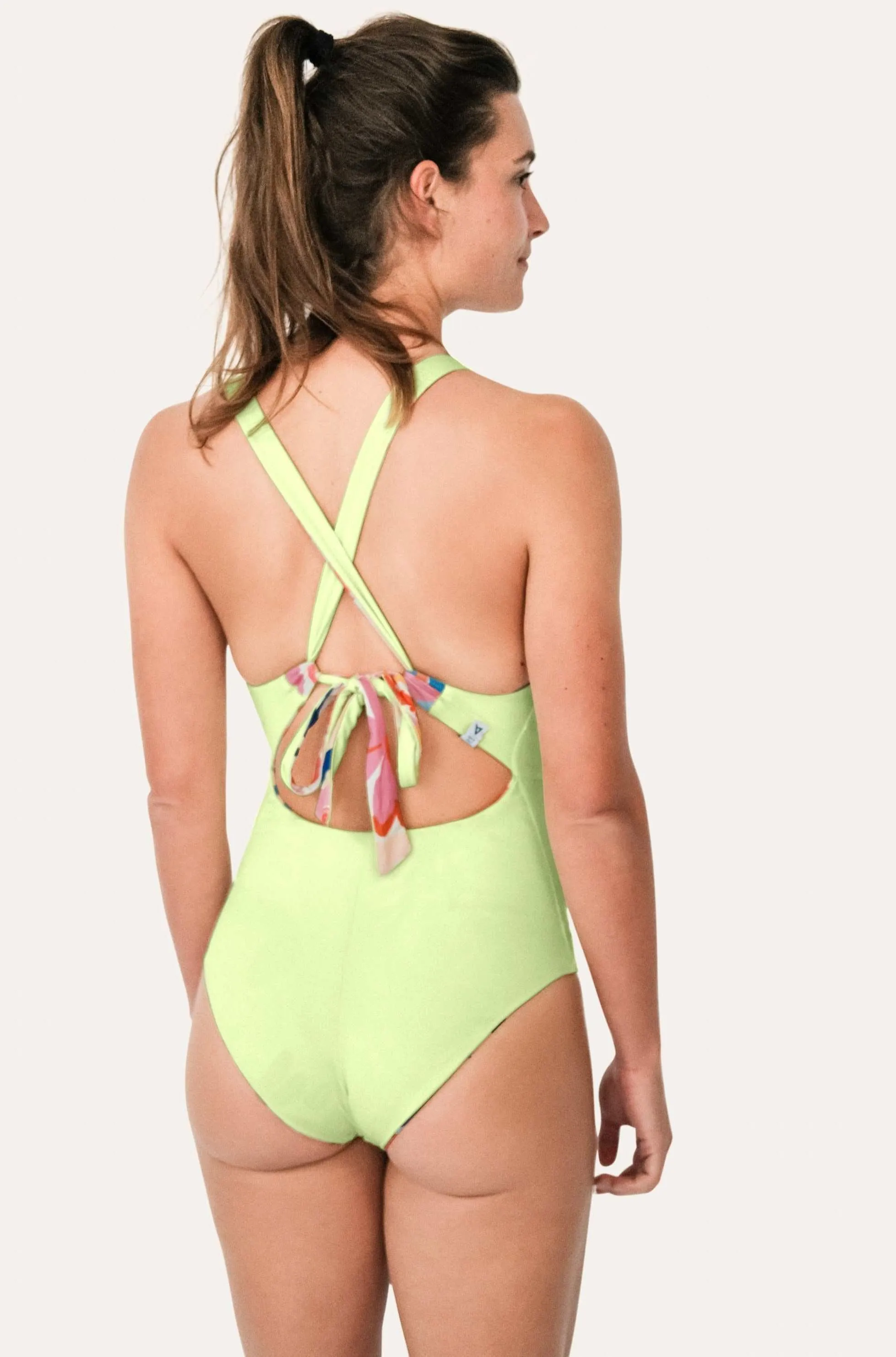 REVERSIBLE SPORTY SWIMSUIT – LEMON / FLOWER FISH