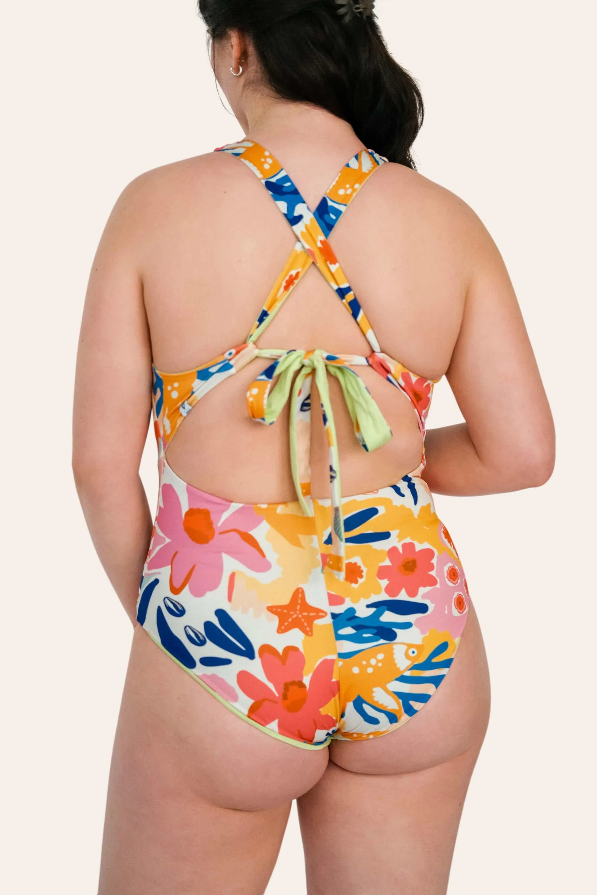 REVERSIBLE SPORTY SWIMSUIT – LEMON / FLOWER FISH