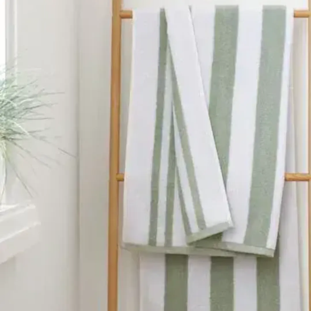 Reversible Stripe Jacquard Towel
