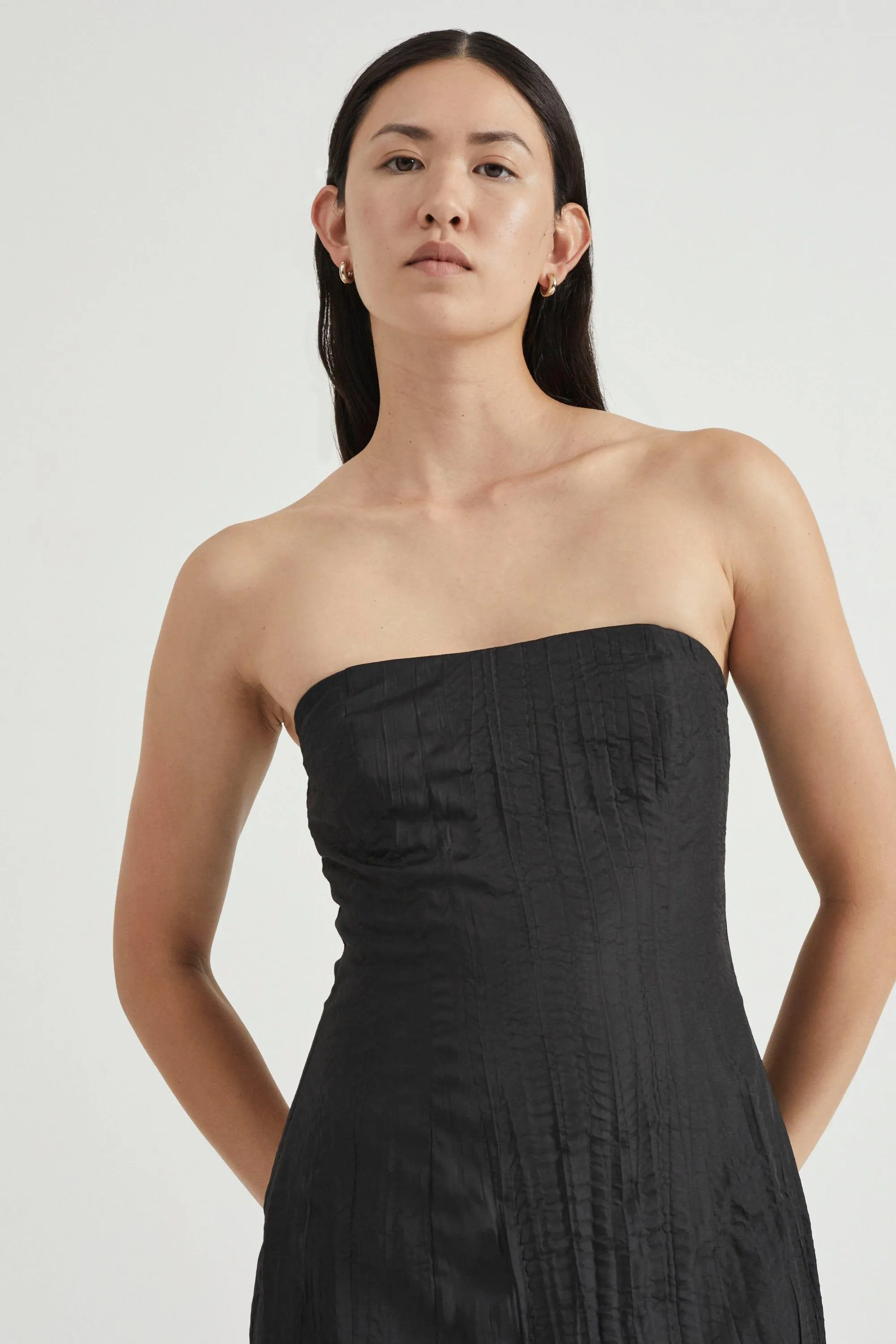 ROLLING WAVE STRAPLESS MINI | BLACK