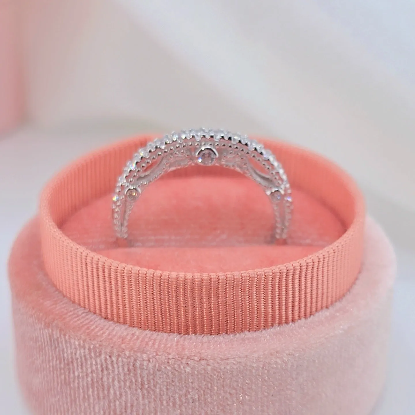 Round Diamond Wedding Band