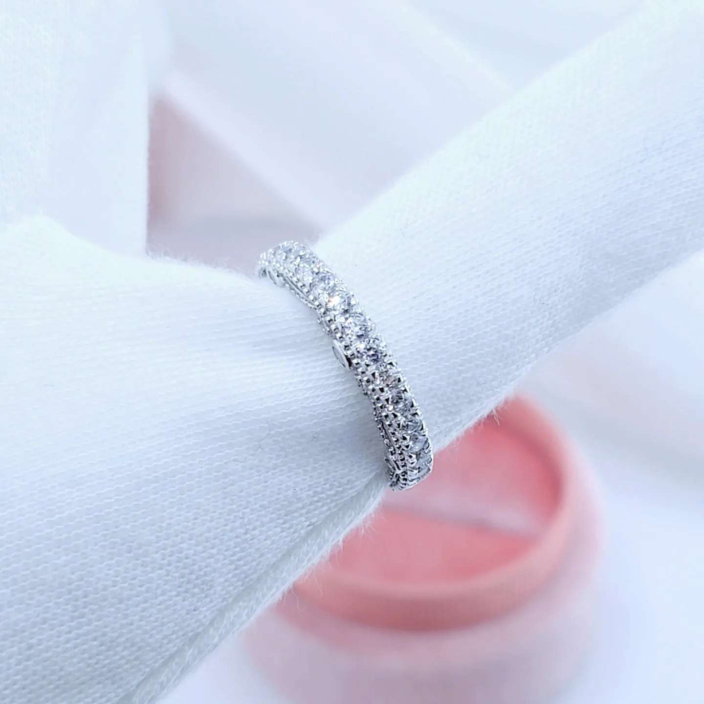 Round Diamond Wedding Band