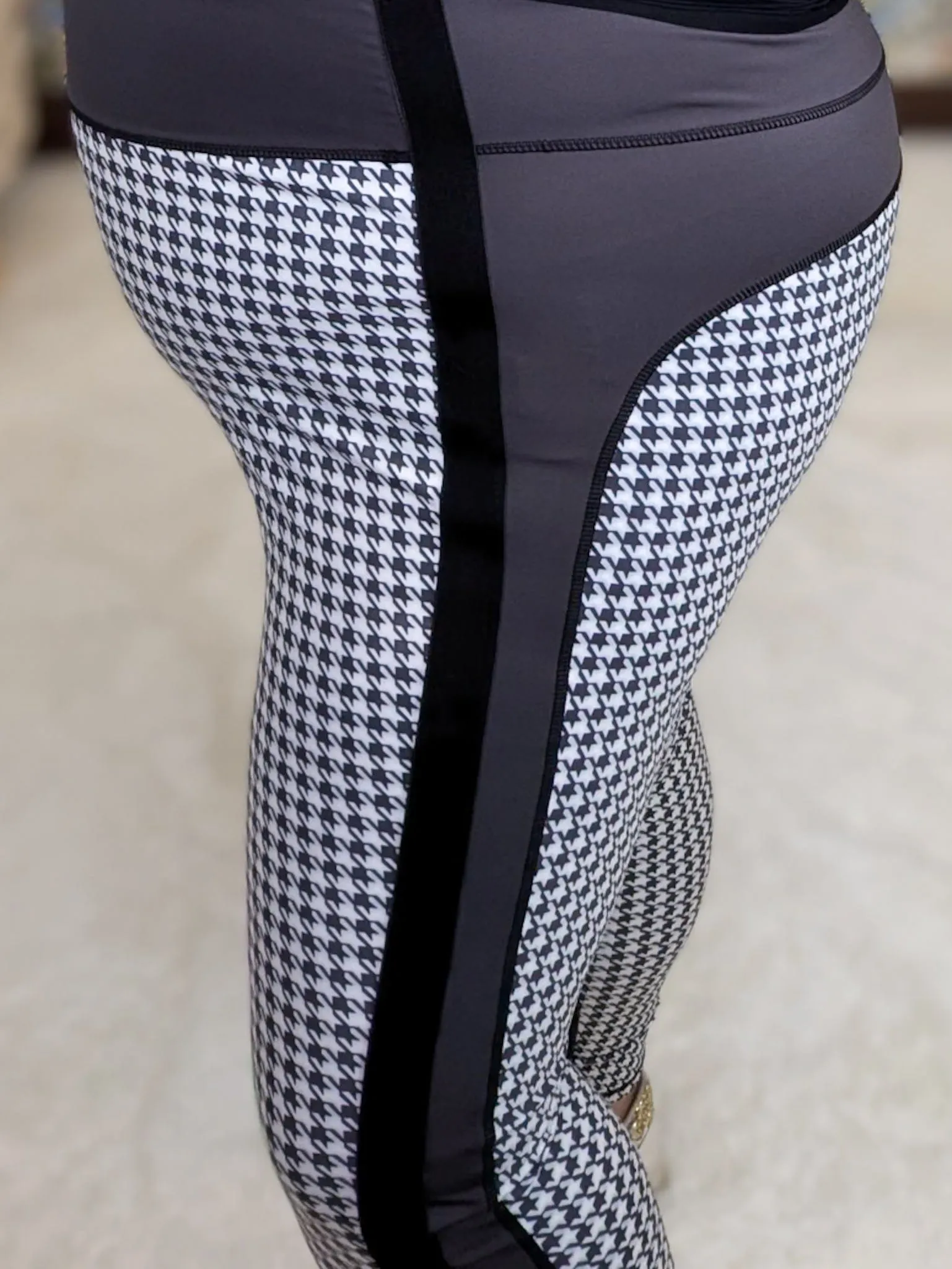 SALE- Harper Houndstooth Leggings w/Side Panel Accent