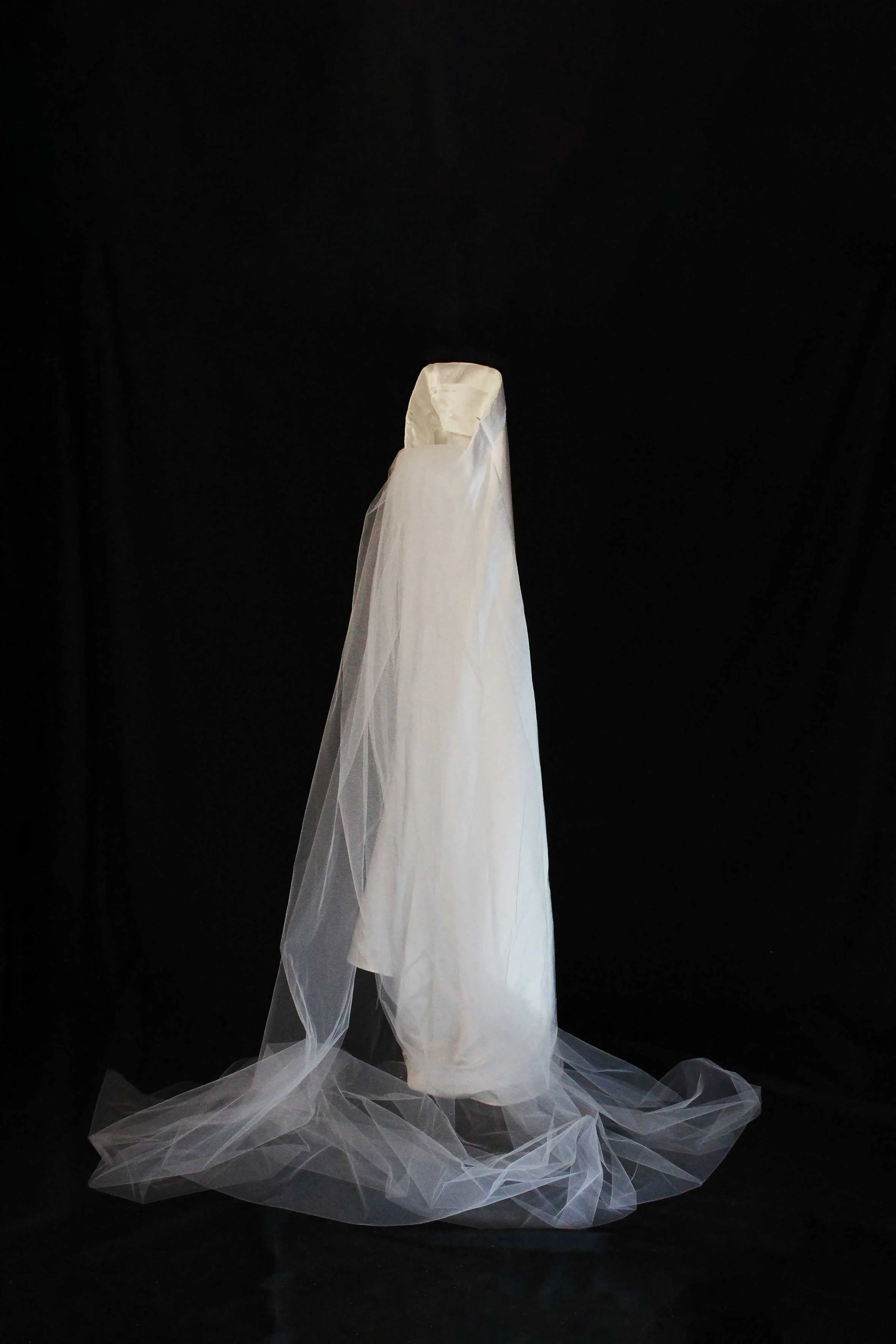 Sample Capella Gown