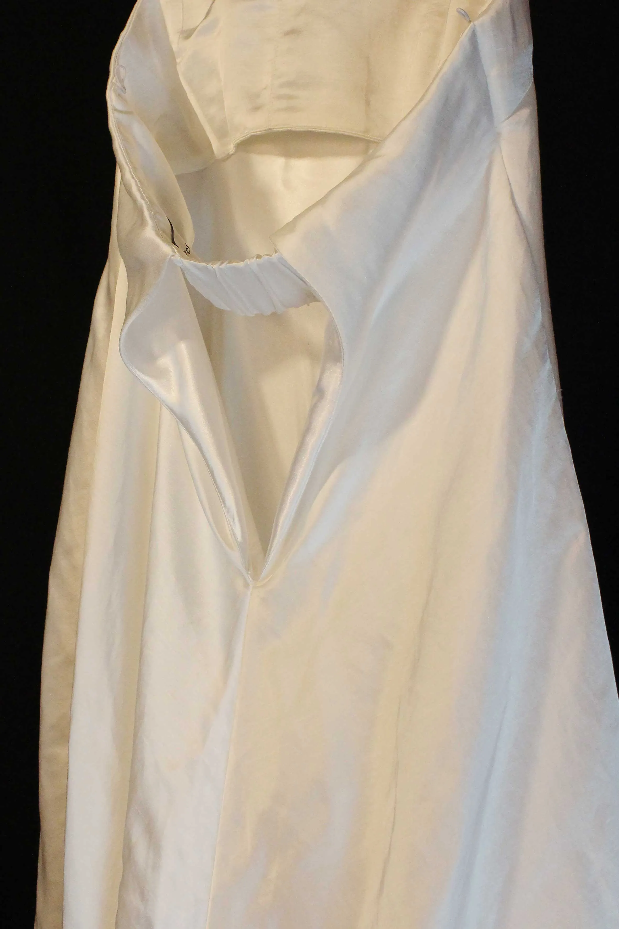 Sample Capella Gown
