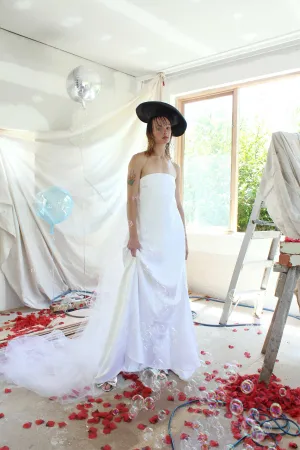 Sample Capella Gown