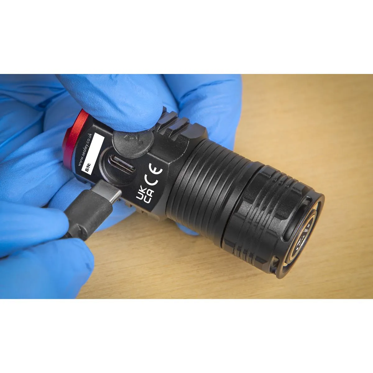 Sealey Super Beam 2500lm Rechargeable SMD LED 24W Pocket Light