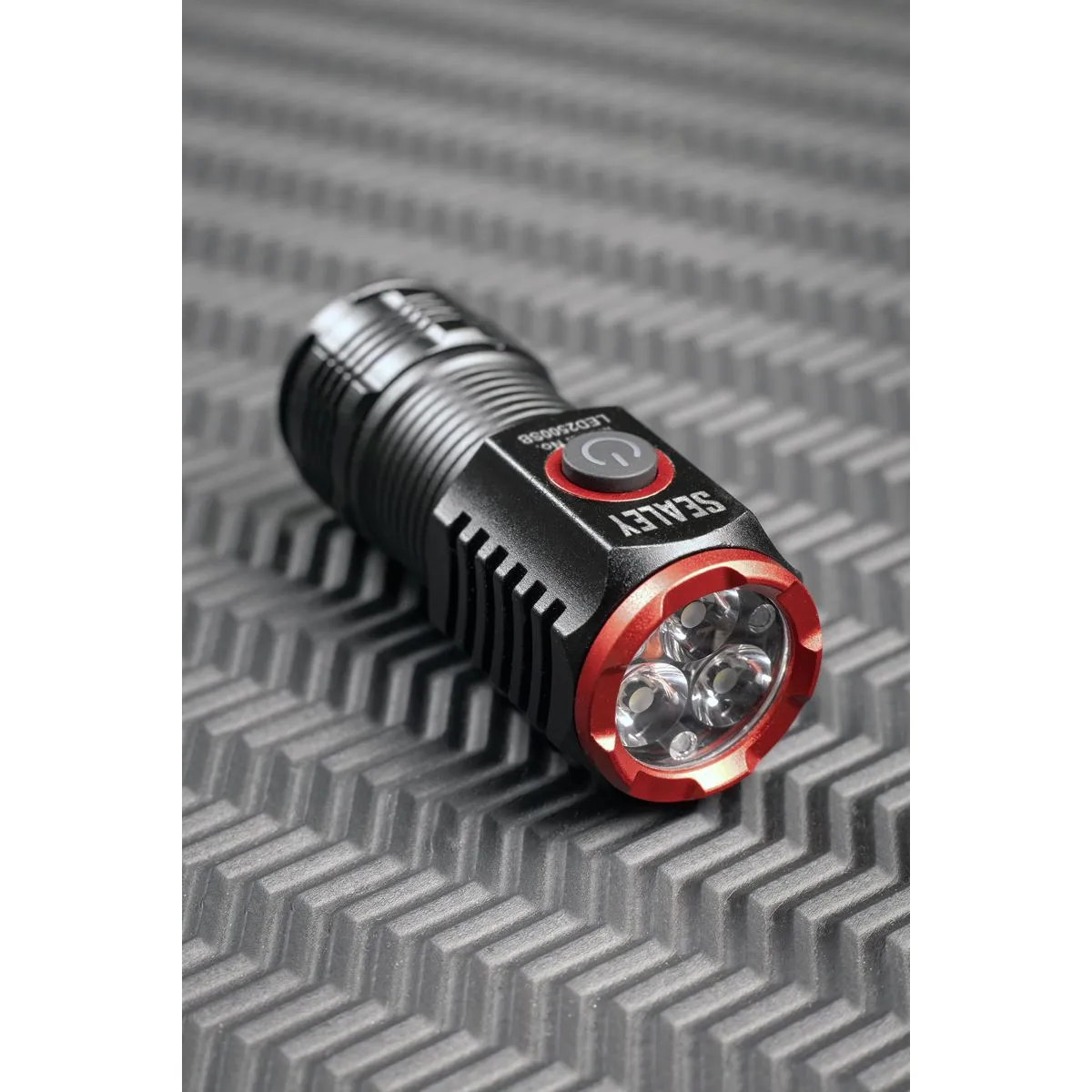 Sealey Super Beam 2500lm Rechargeable SMD LED 24W Pocket Light