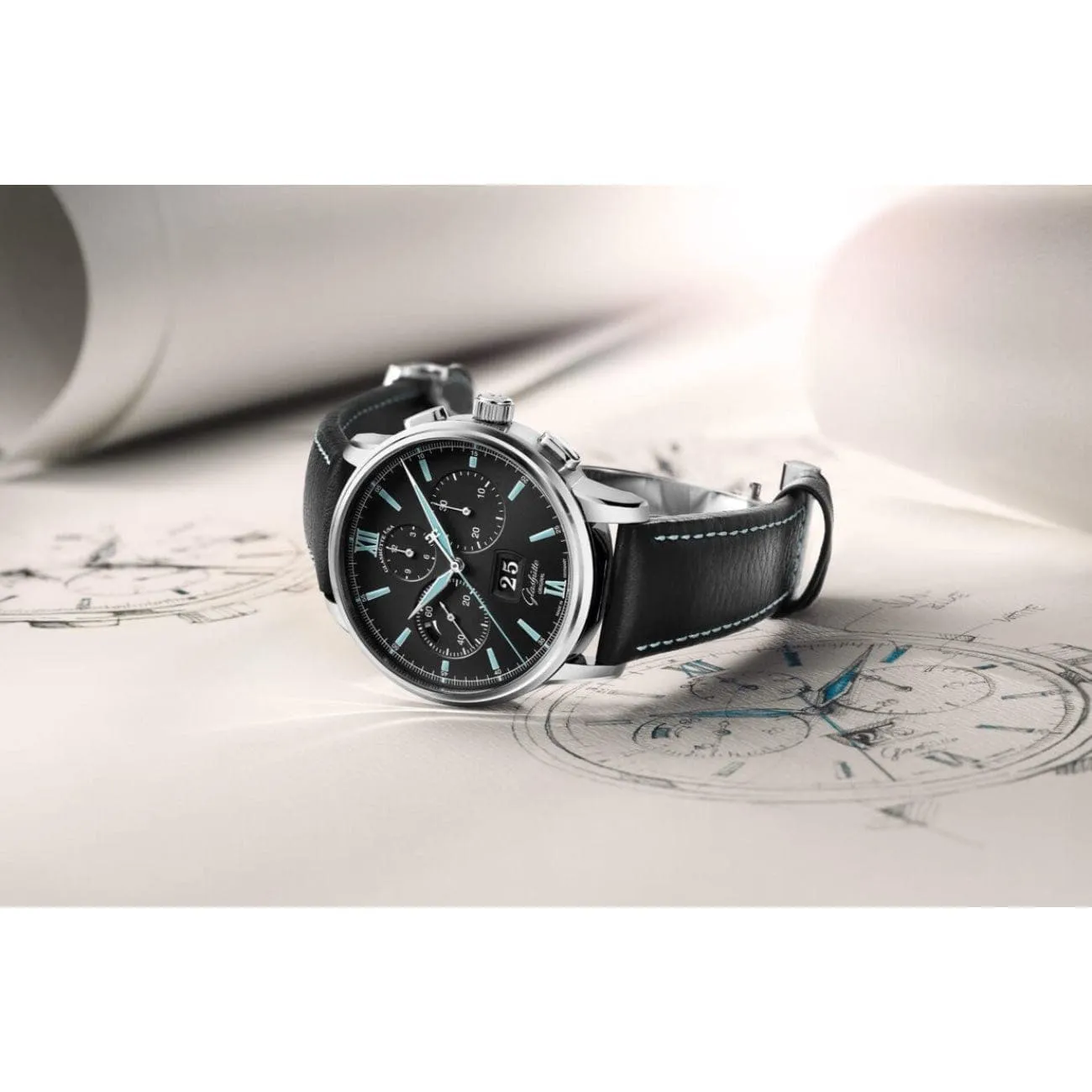 Senator Chronograph Panorama Date