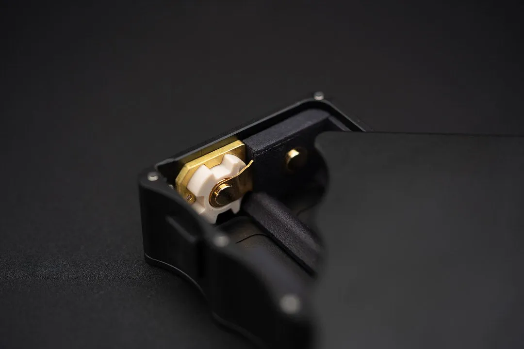 Signature Mods DOVPO Clutch X18 Dual 18650 Mechanical Mod – Available in Red, Green, Blue, Gunmetal, Black