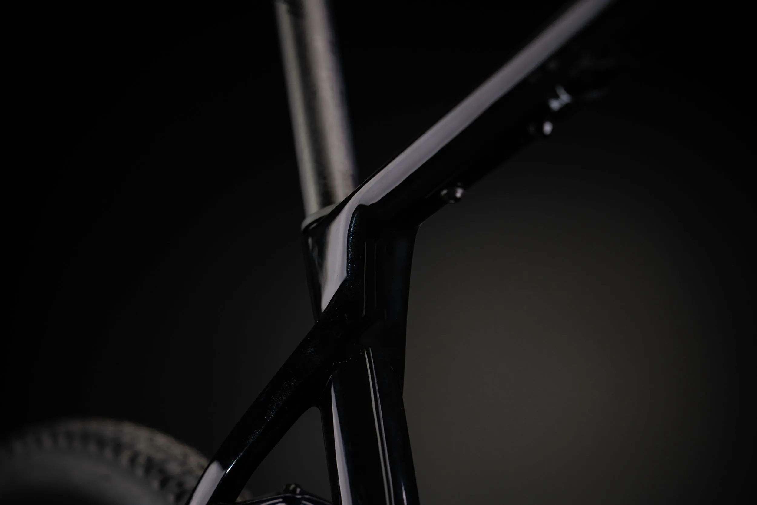 Silex 7000 Gravel Bike Black/Bronze Gold