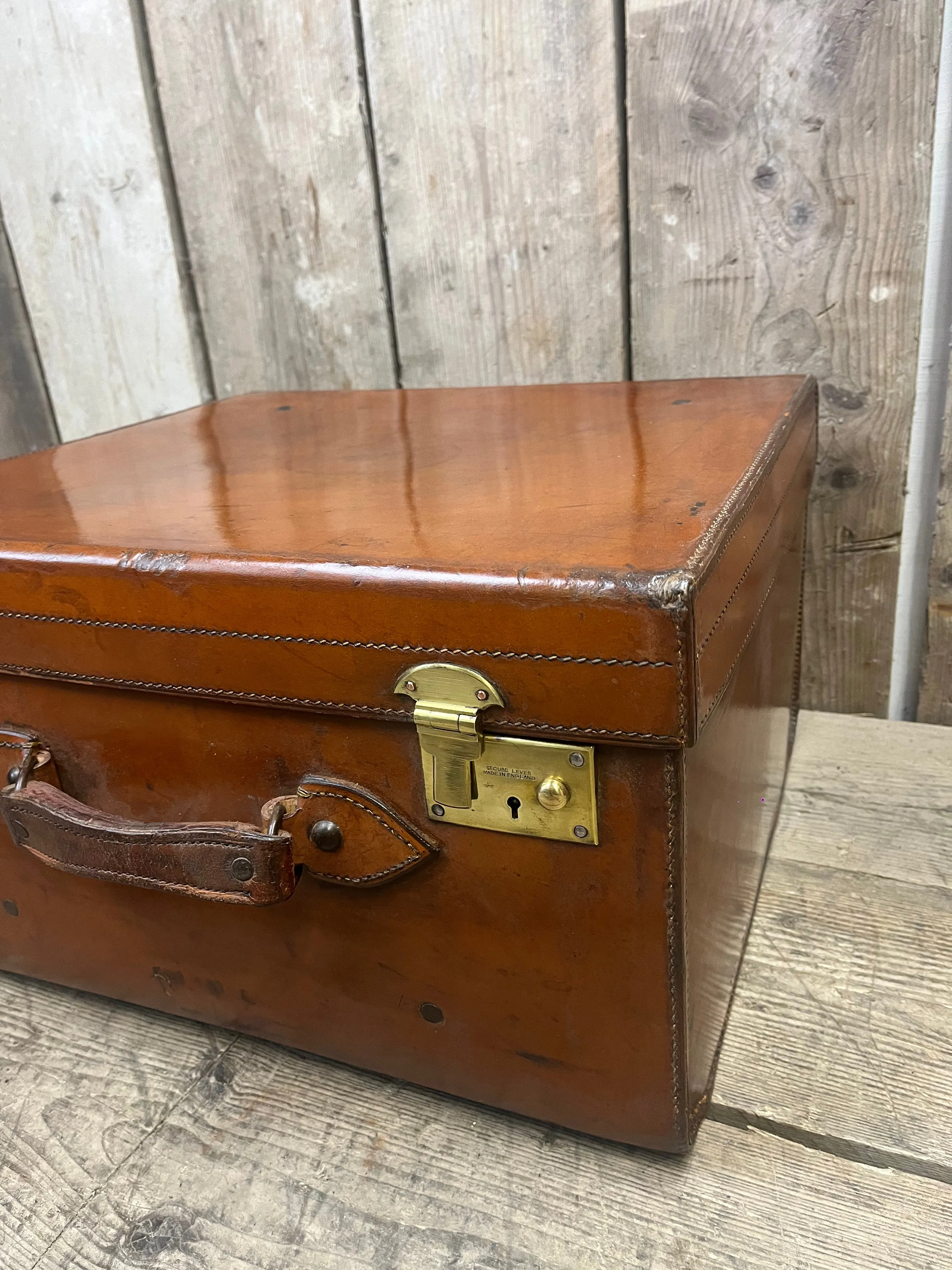Silk Lined Hat Box