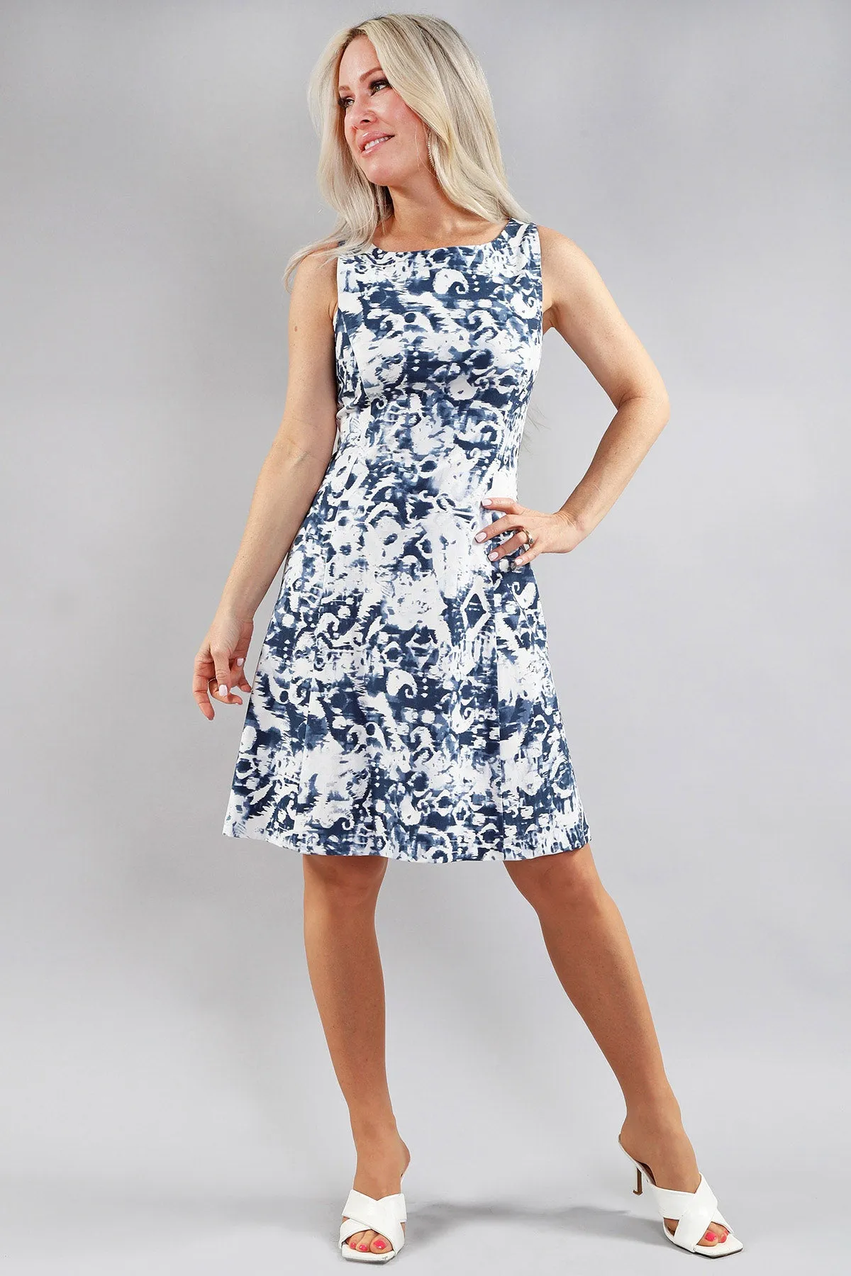 Sleeveless Pattern Dress