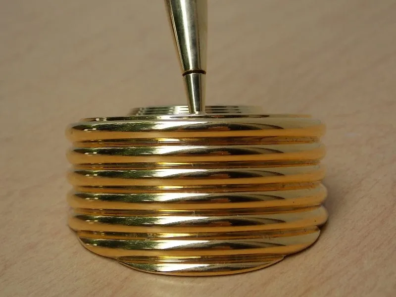 Small Gold Bulova Pen Holder with Clock