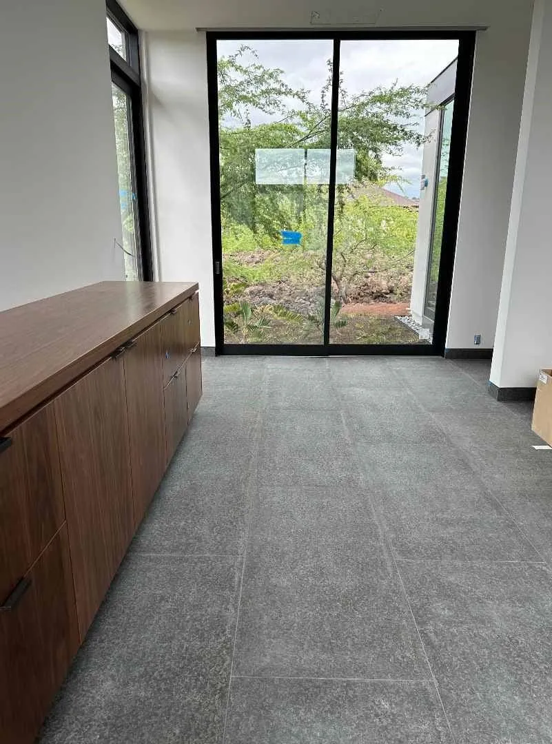 SOLID LAVA GREY Basalt Flamed/Brushed Tile