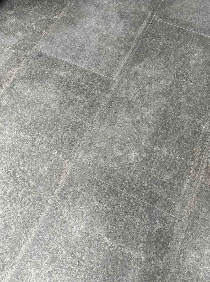 SOLID LAVA GREY Basalt Flamed/Brushed Tile