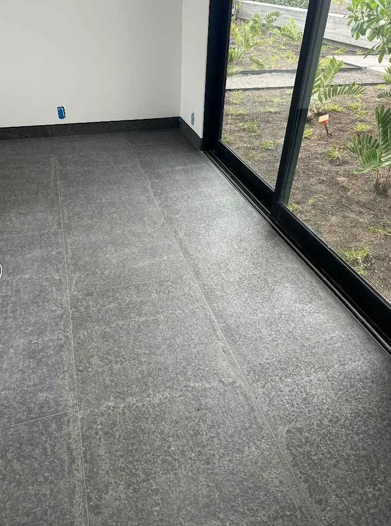 SOLID LAVA GREY Basalt Flamed/Brushed Tile