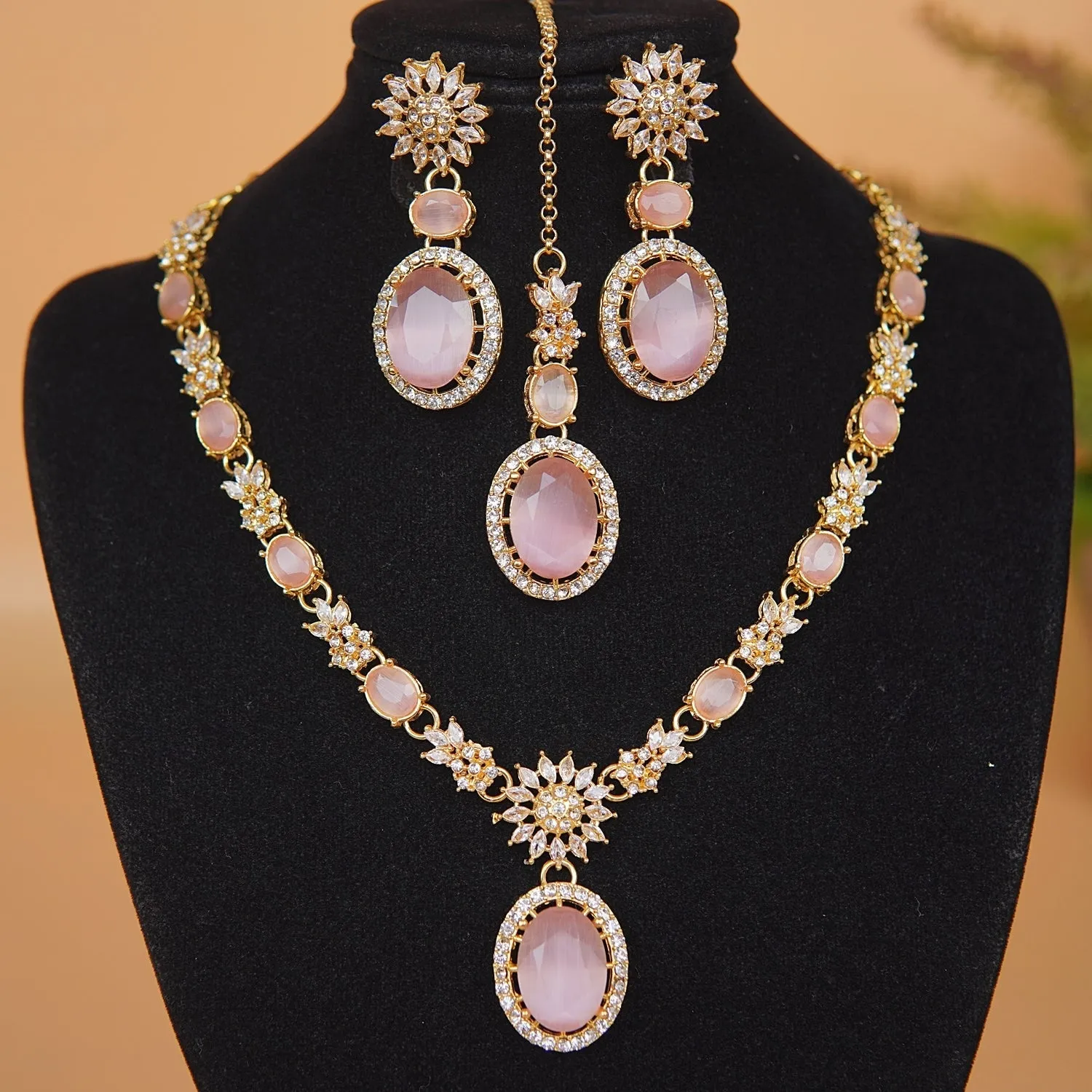Sparkling Zircon Ncklace Set