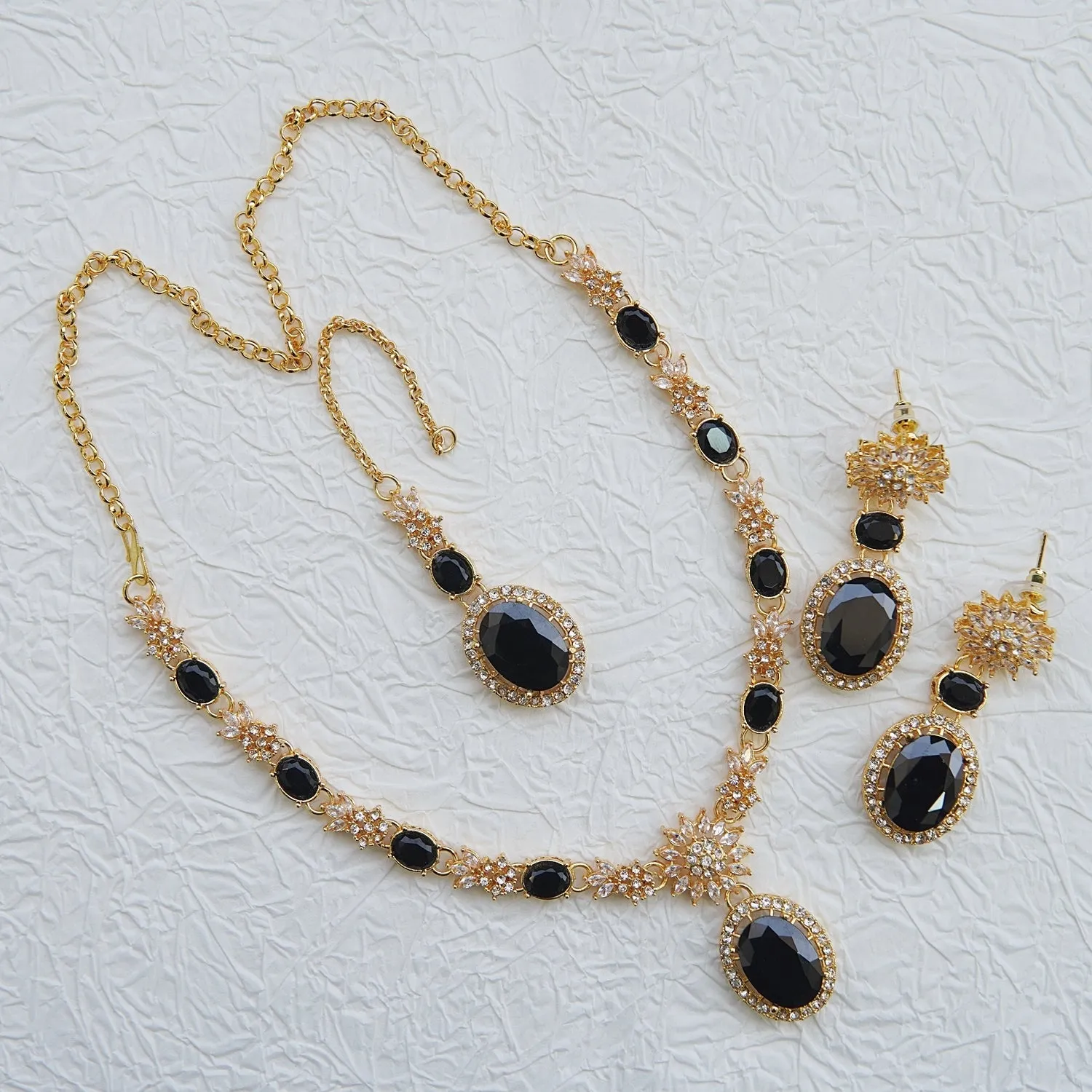 Sparkling Zircon Ncklace Set