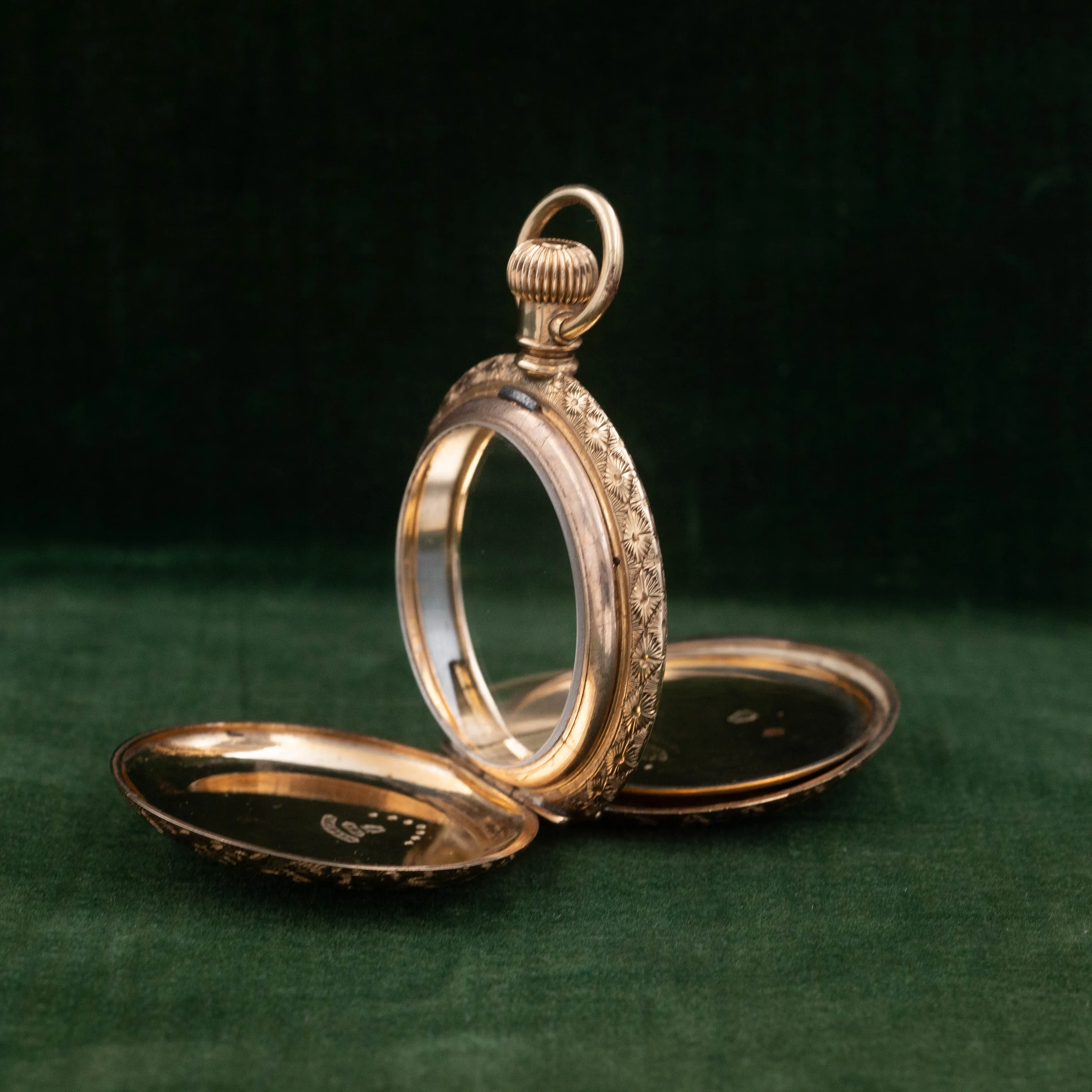Sparrow Locket c1900
