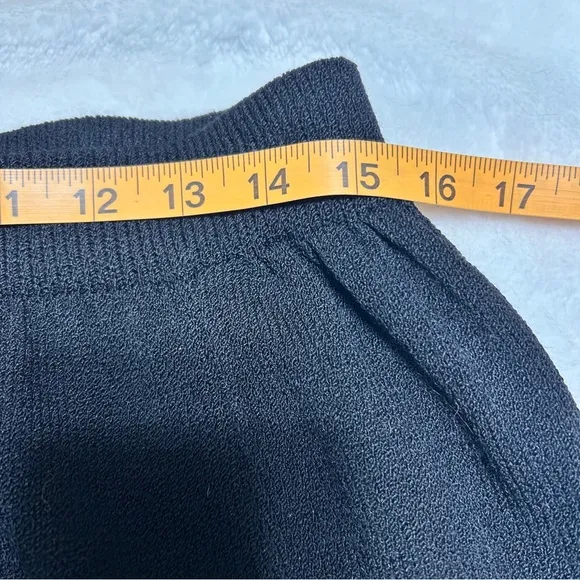 St. John Separates Wool Blend Skirt Women’s Size 12 Black Pull On Elastic Waist